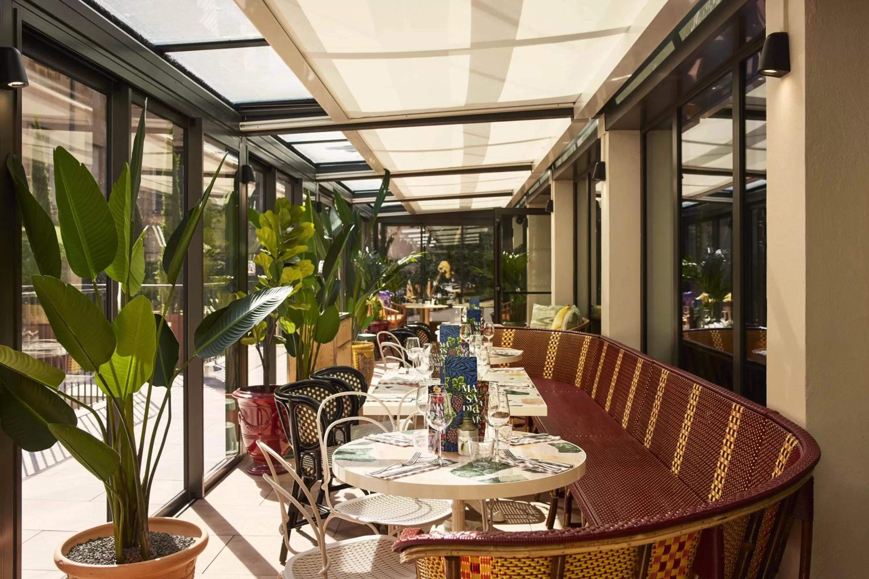 Patio in Mama Shelter Dijon