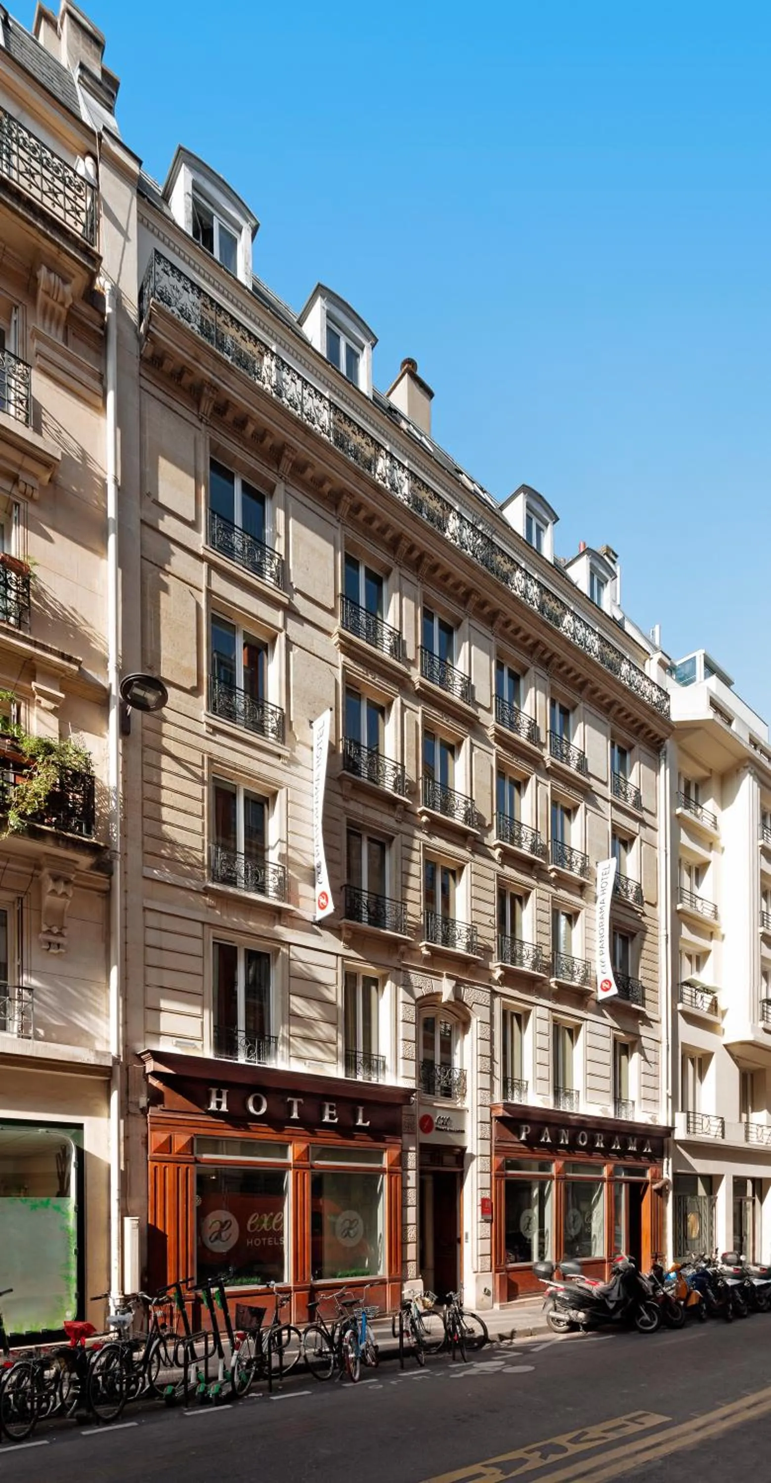 Facade/entrance in Exe Panorama