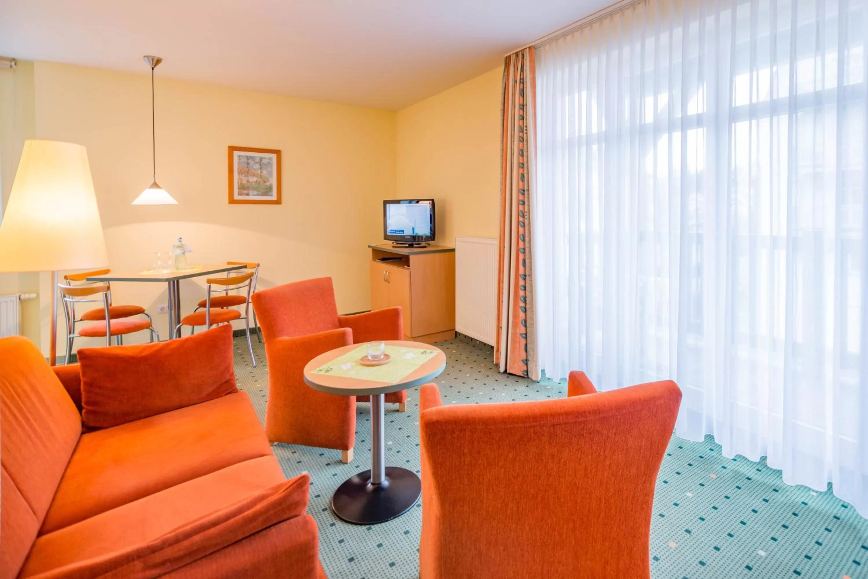 Photo of the whole room, Seating Area in Am Weststrand Apartmenthaus Waldeck