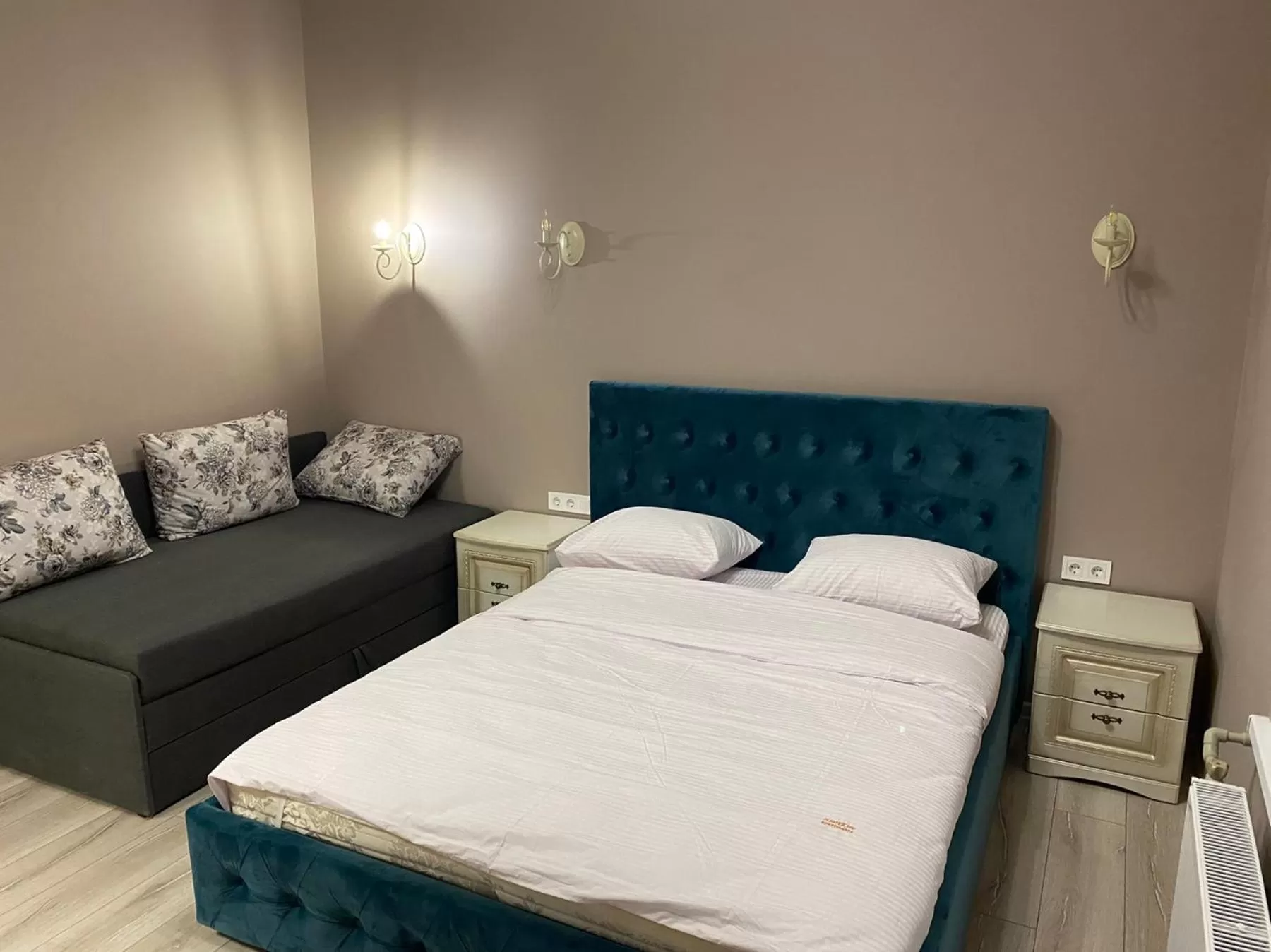 Bed in Heart Kyiv Apart-Hotel