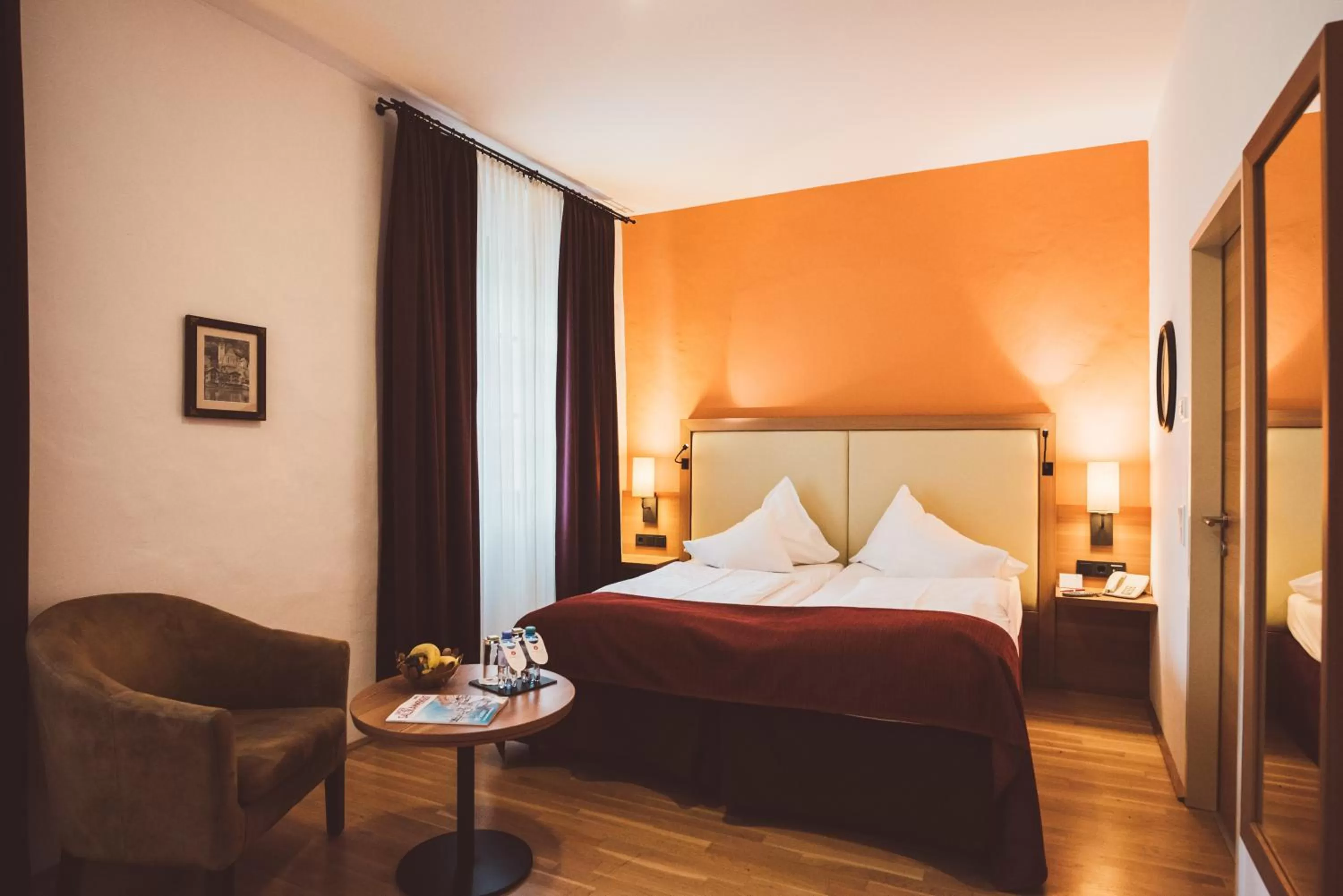 Photo of the whole room, Bed in Heritage Hotel Hallstatt