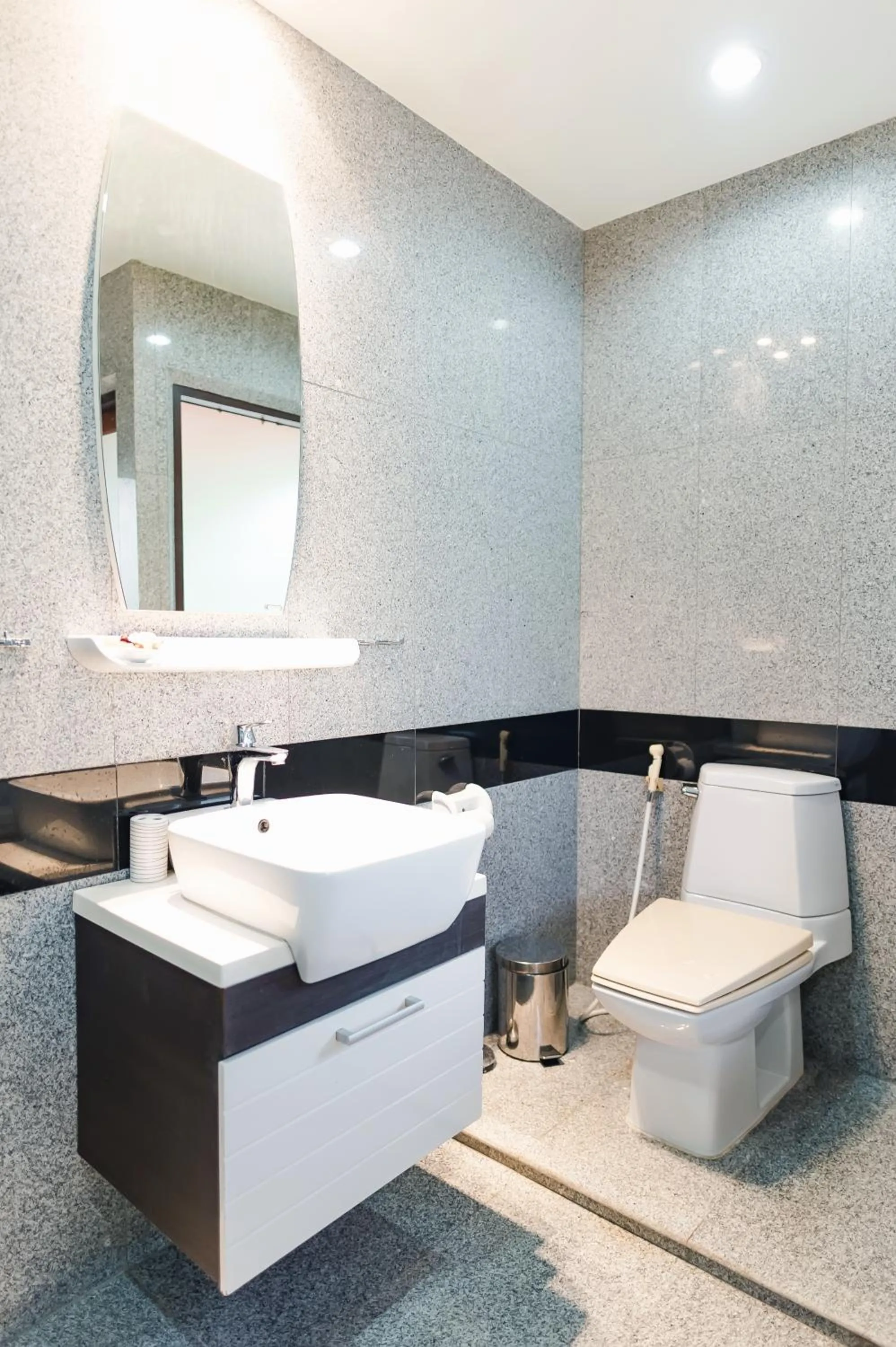 Toilet in Siray Green Resort