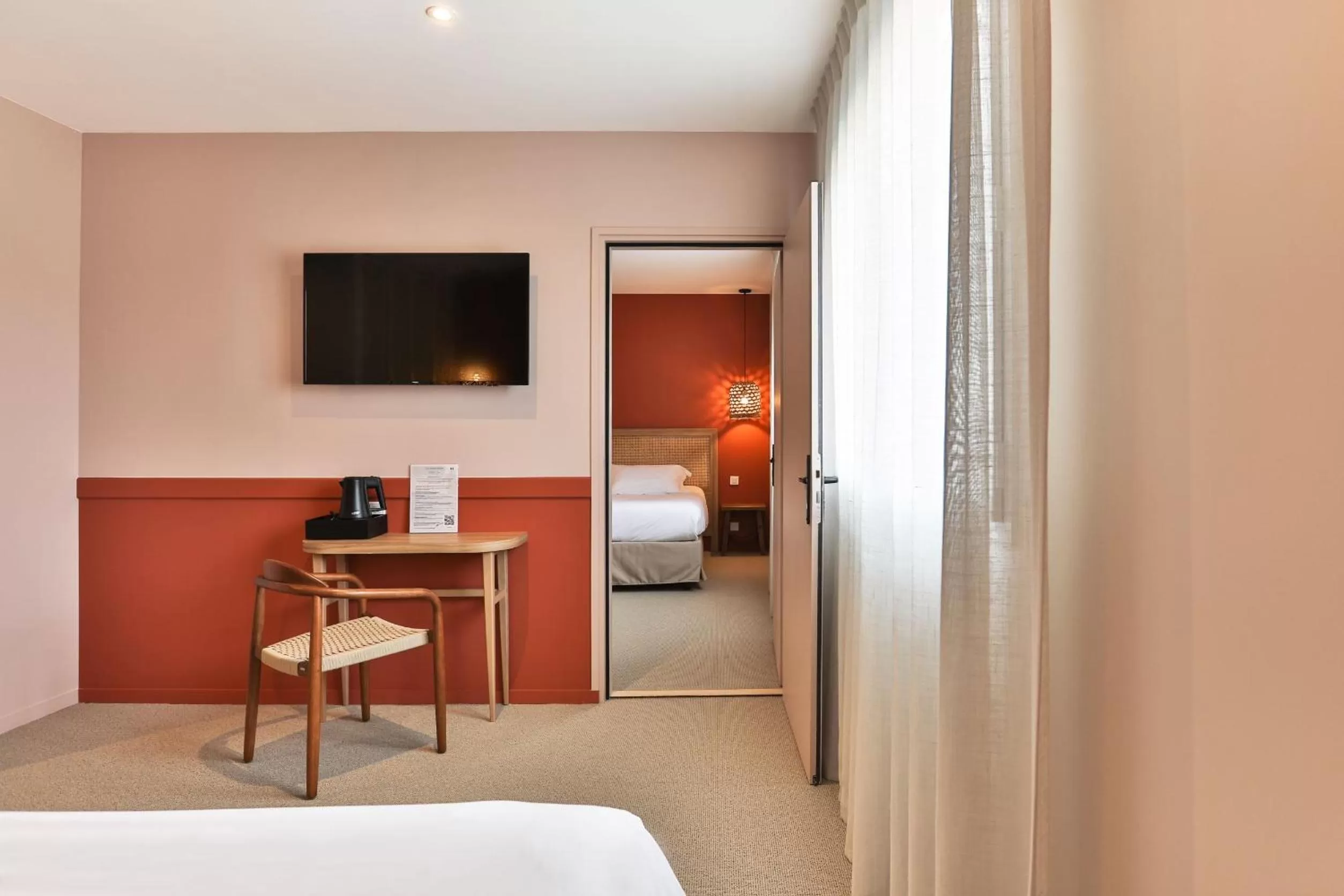 Photo of the whole room, Bed in Hotel & Spa Les Roches Noires