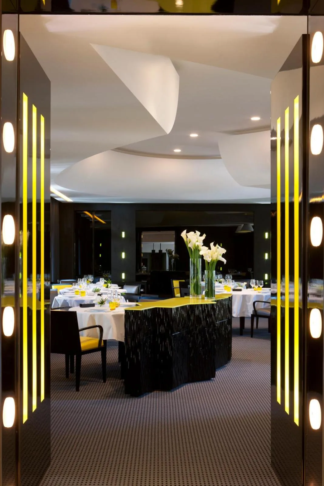 Restaurant/places to eat in La Pyramide - Maison Henriroux