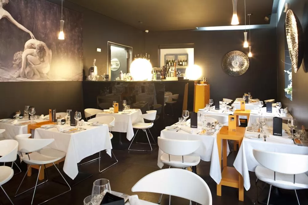 Restaurant/places to eat in Funchal Design Hotel