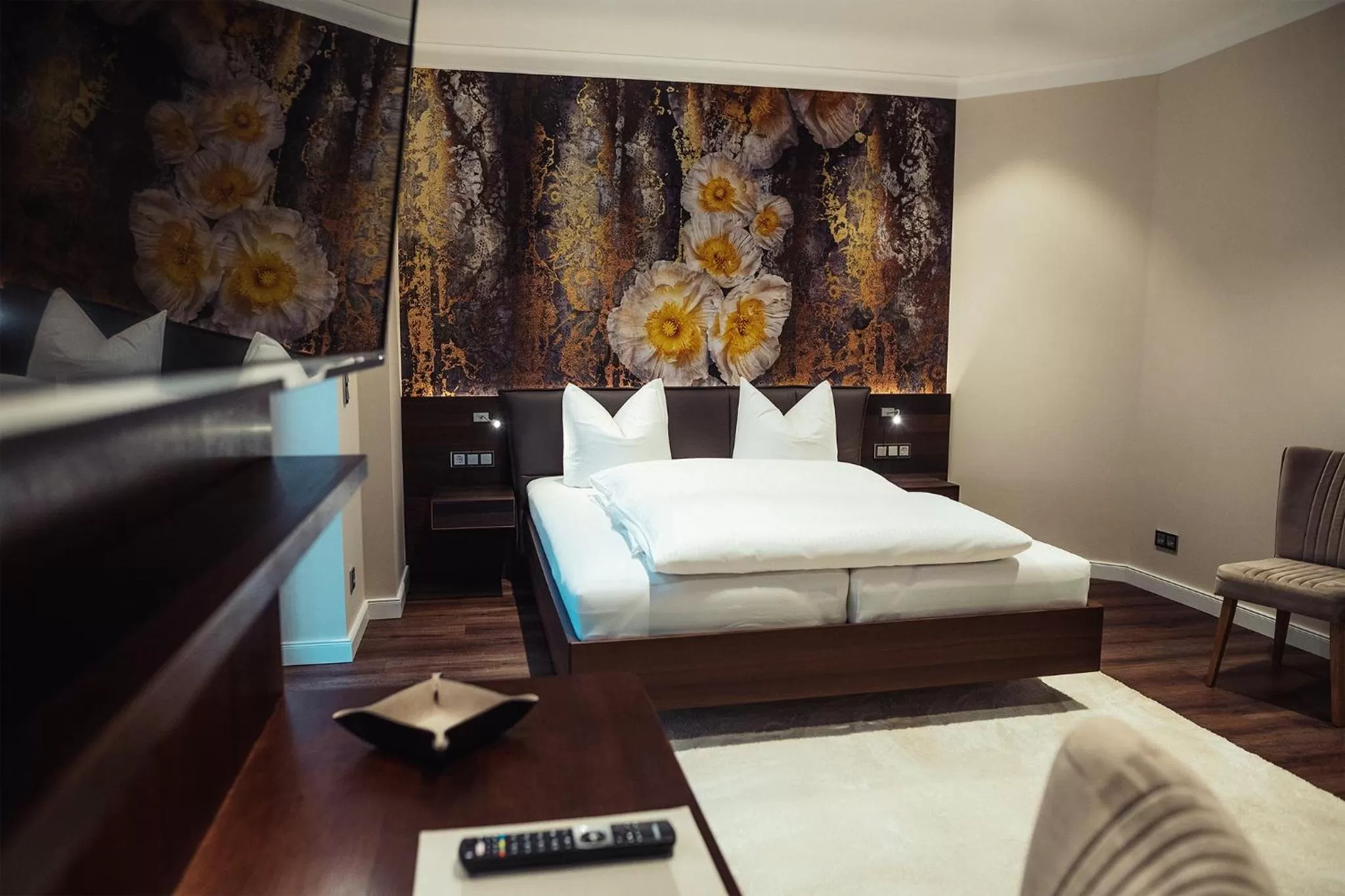 Bed in Hotel - Pension & Gaststätte "Alter König"