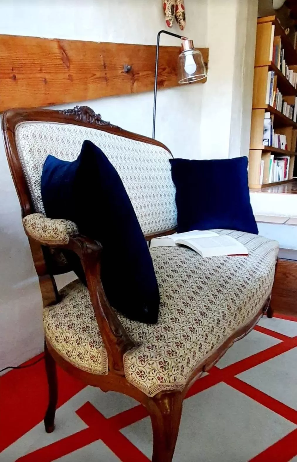 Seating Area in Aux berges du pont du gard