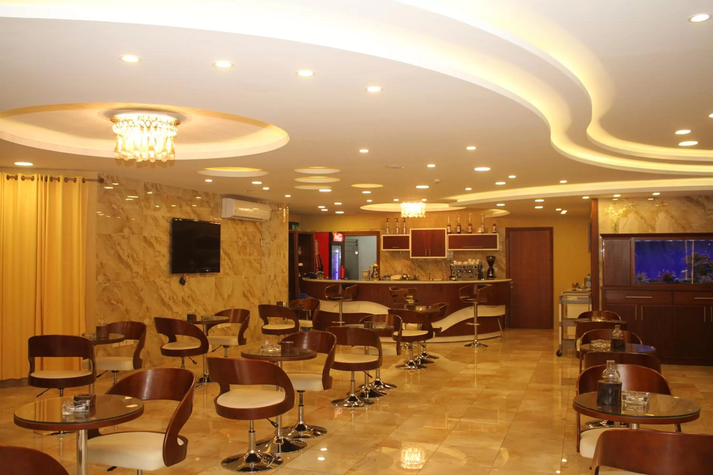 Restaurant/Places to Eat in Saleem Afandi Hotel