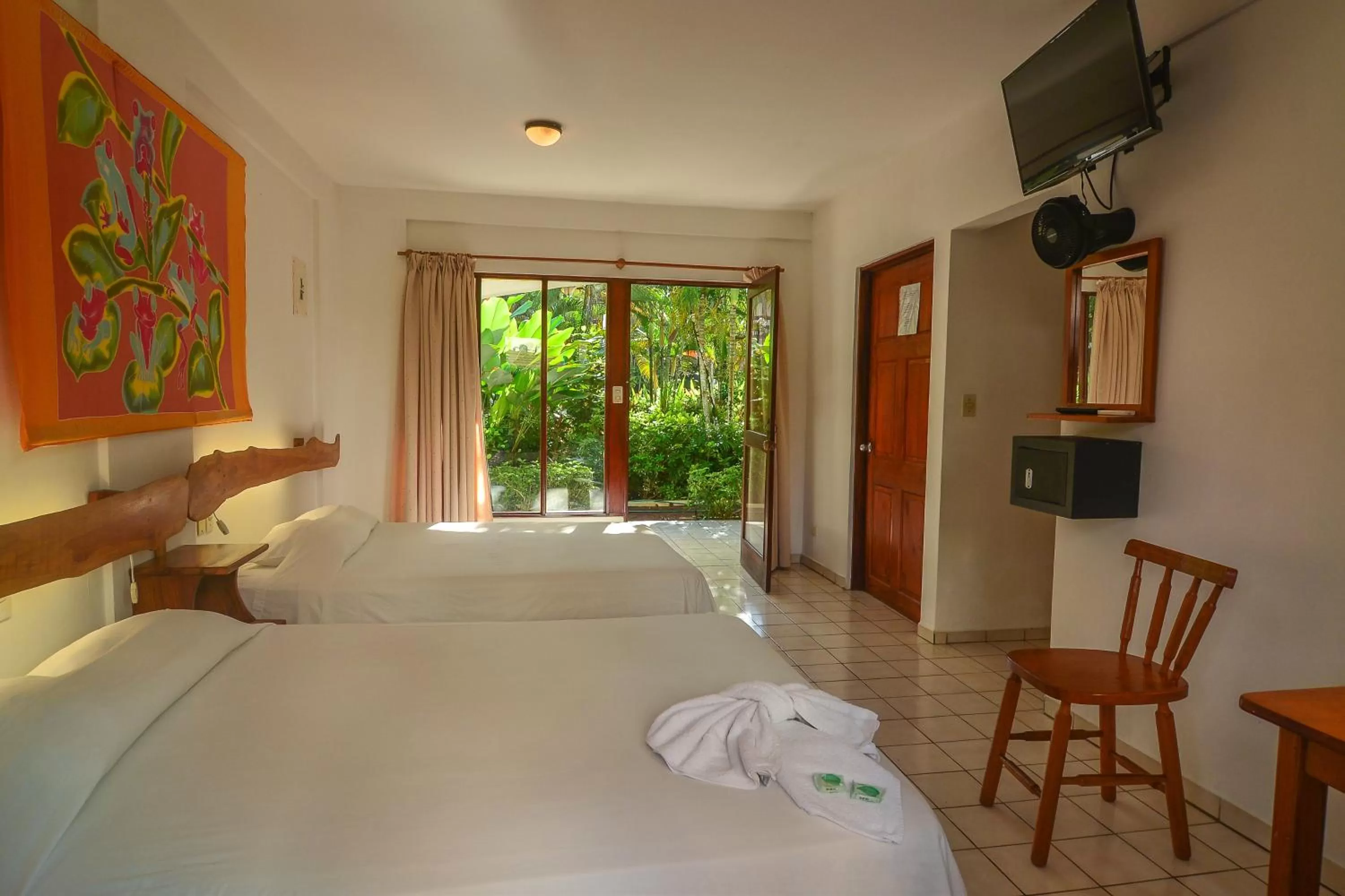 Garden, Bed in Hotel Pochote Grande