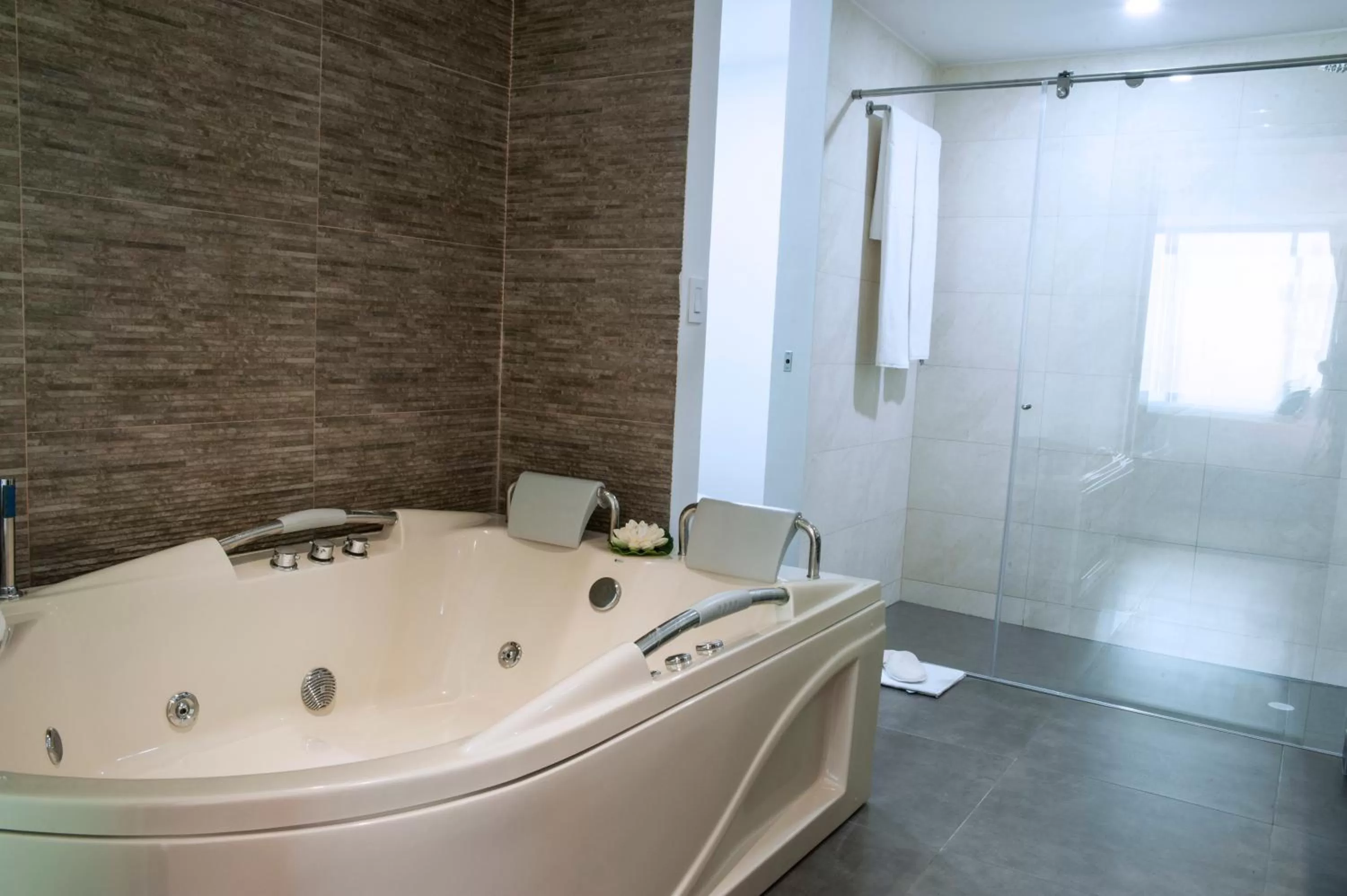 Bathroom in Hotel Grand Park