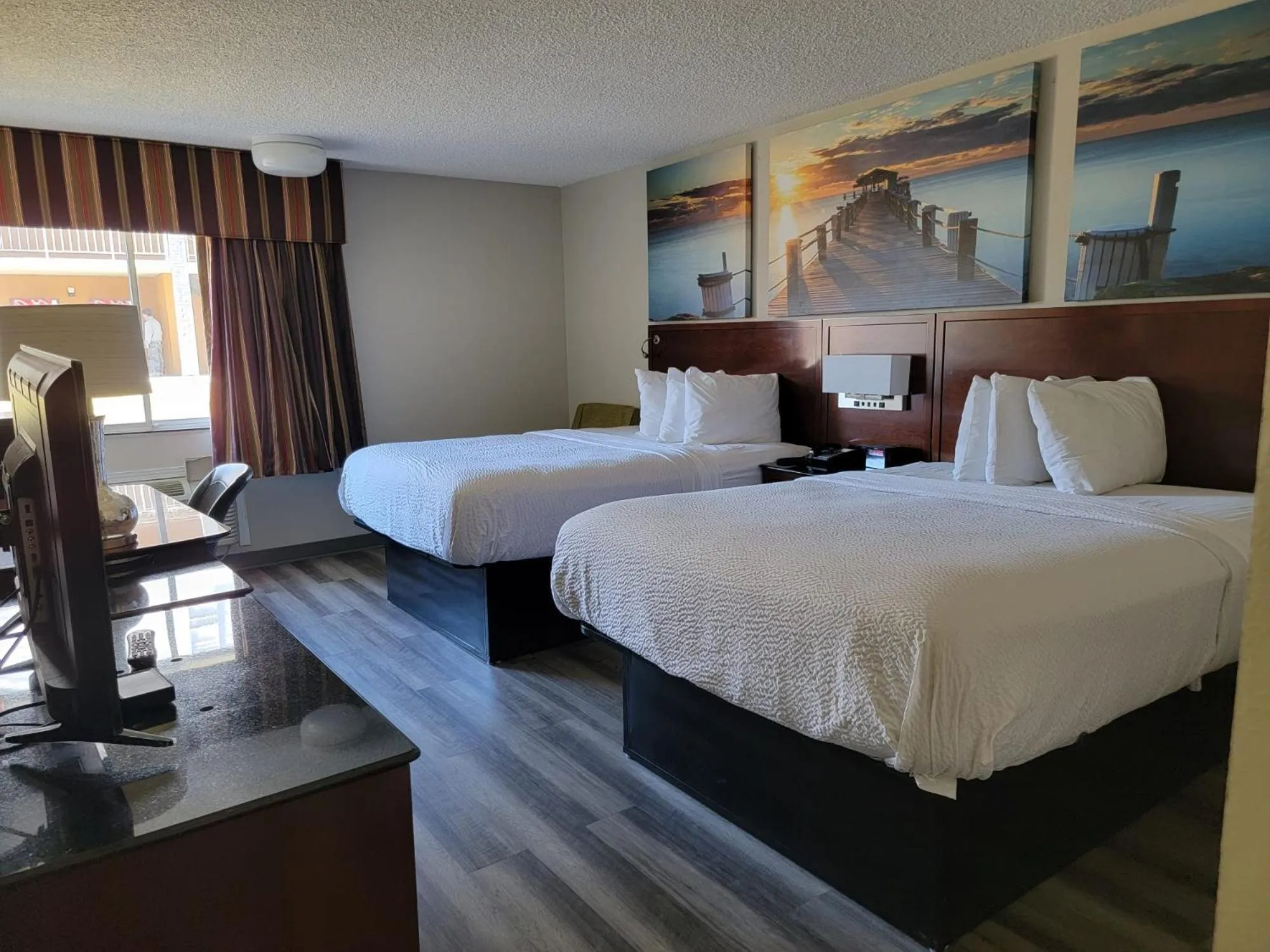 Photo of the whole room in Days Inn by Wyndham Dothan