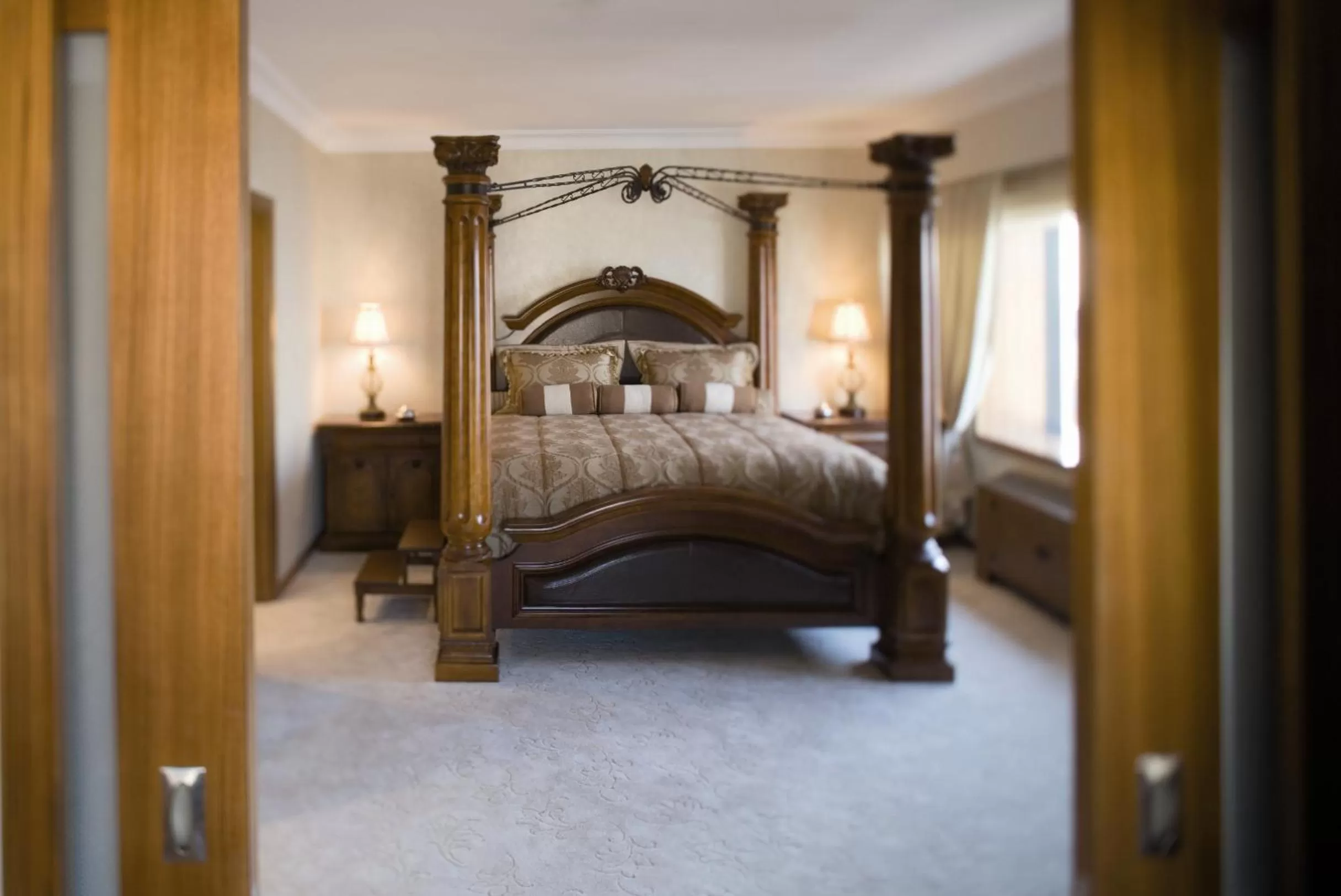 Bed in Mövenpick Hotel Izmir