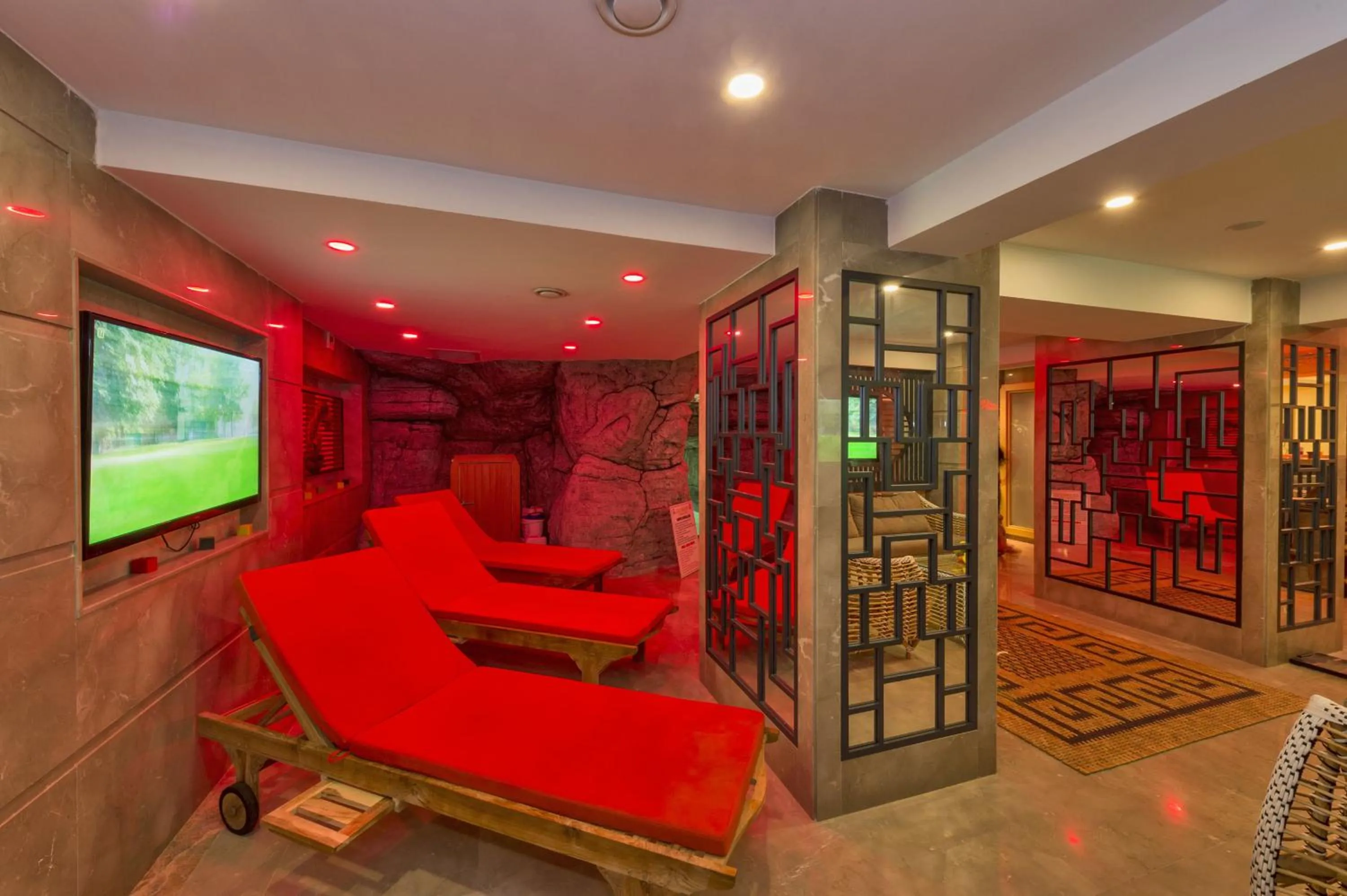 Spa and wellness centre/facilities in Glorious Hotel