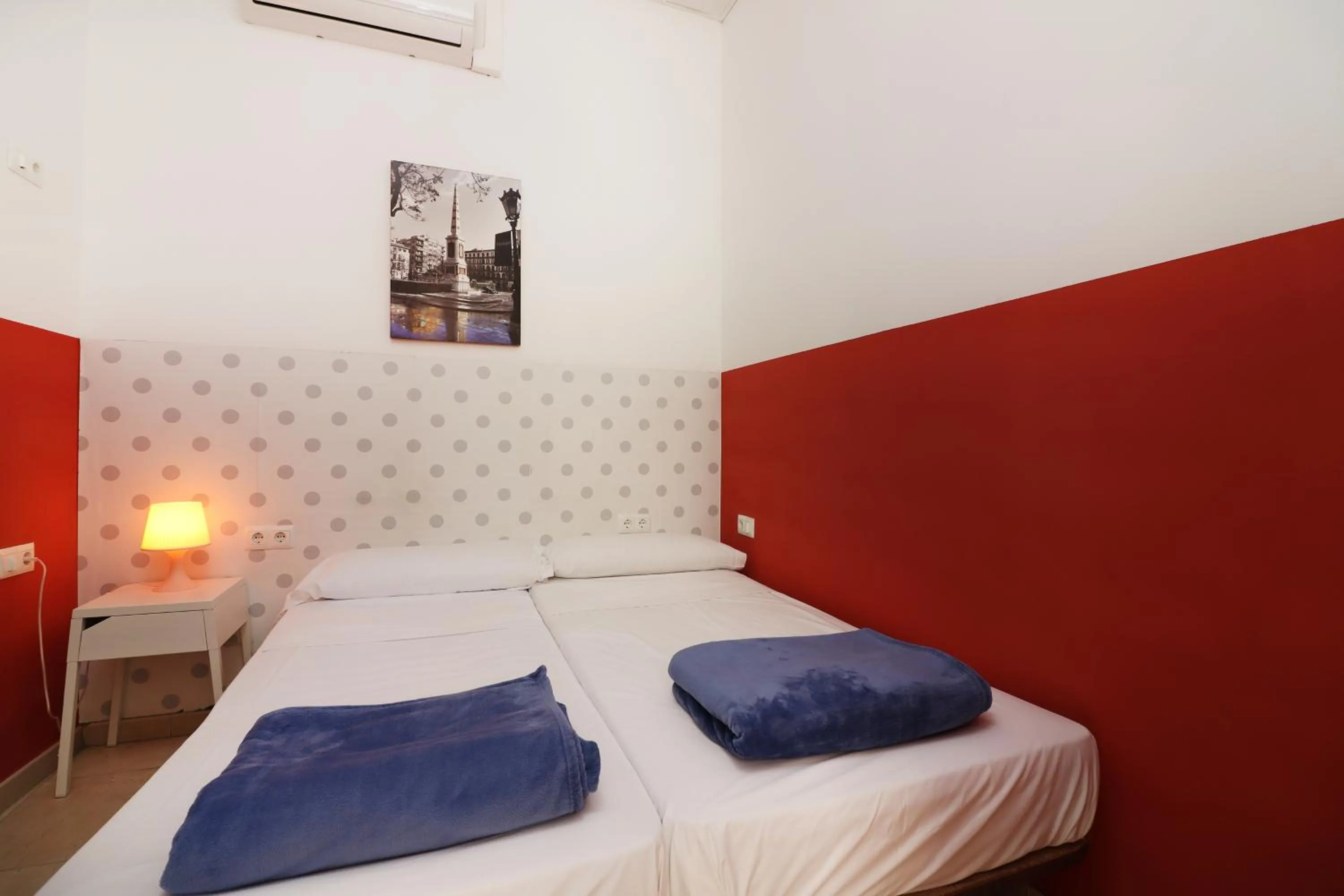 Bed in Feel Hostels City Center
