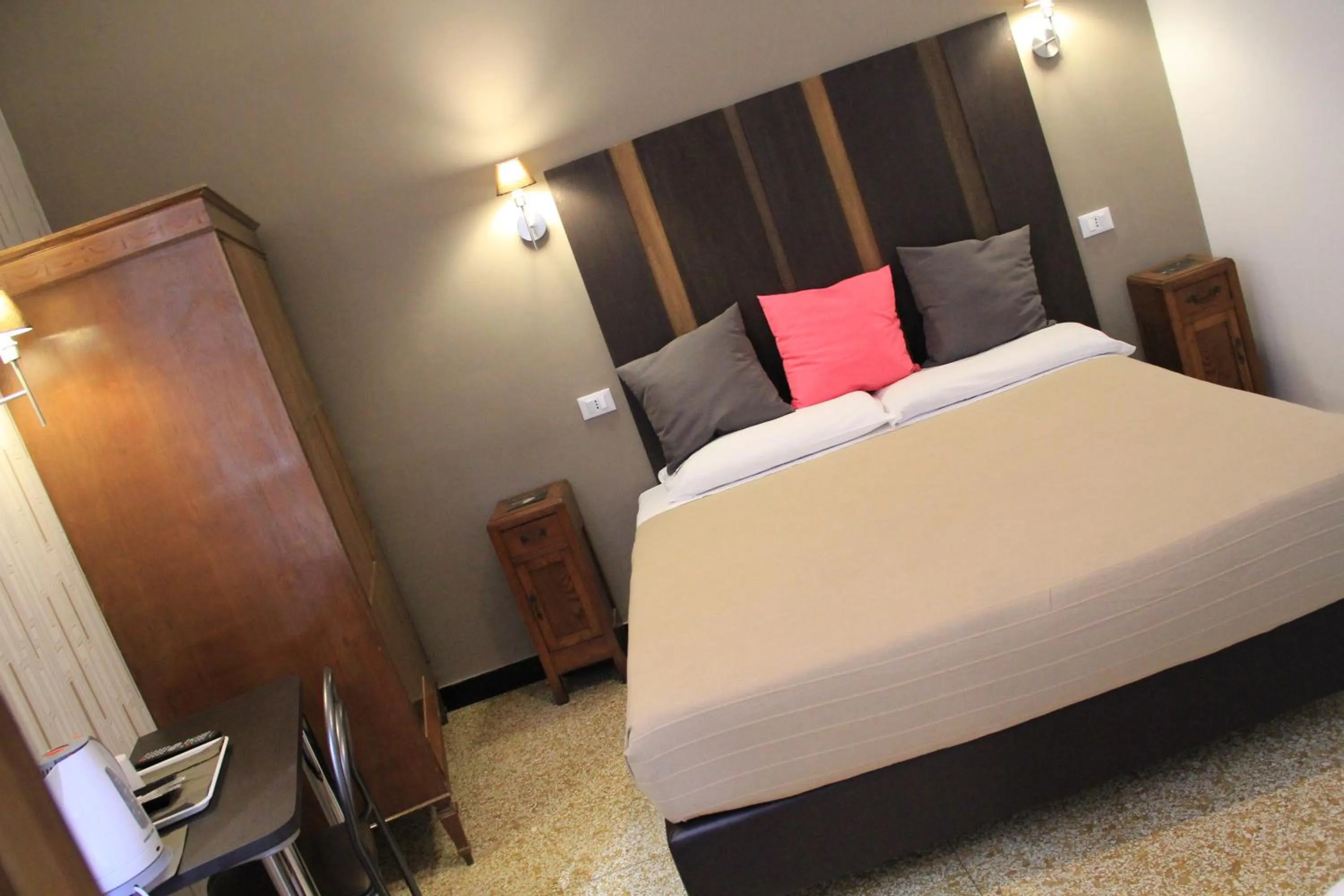 Bed in Hotel Bologna