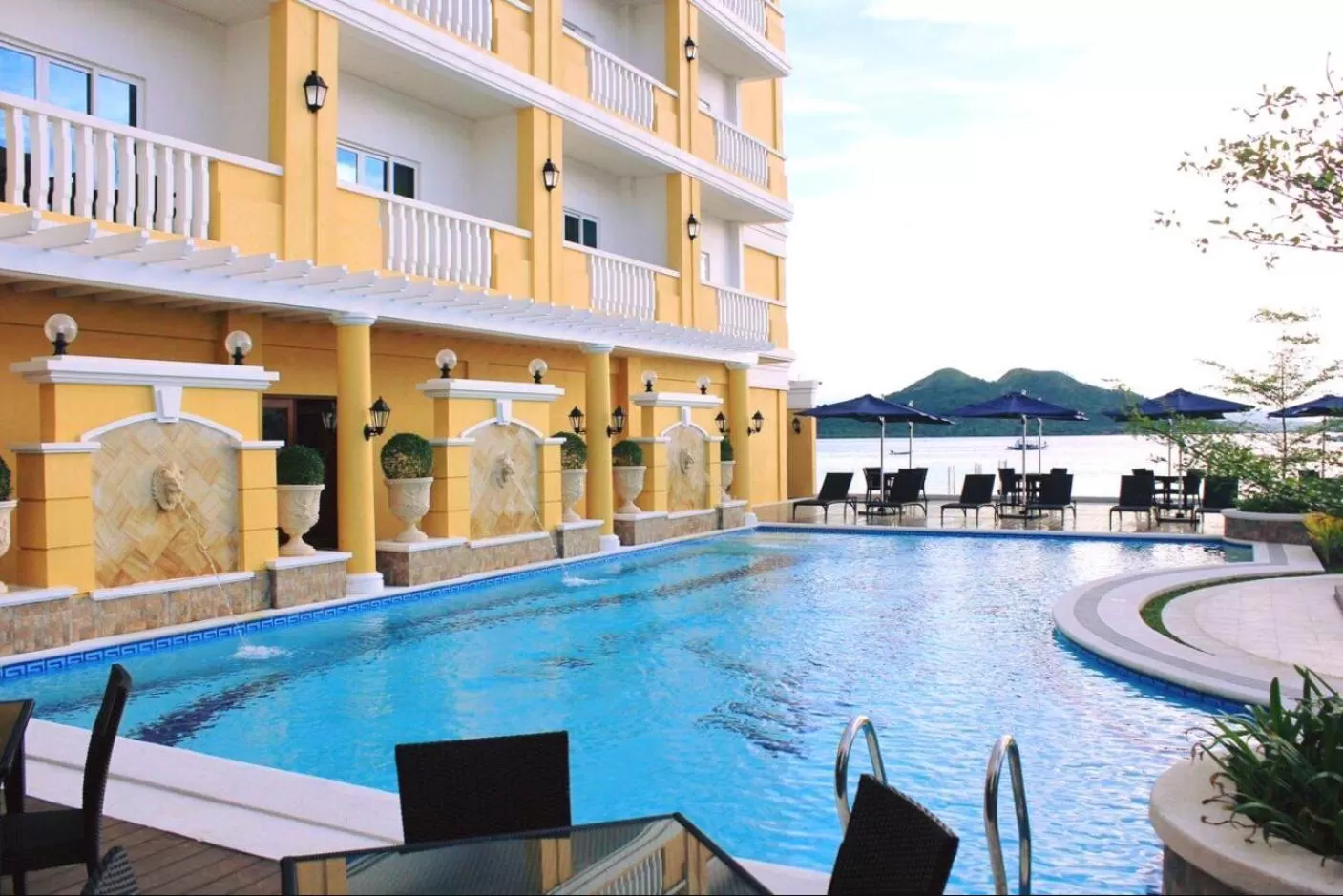Pool view in Sunlight Hotel Coron