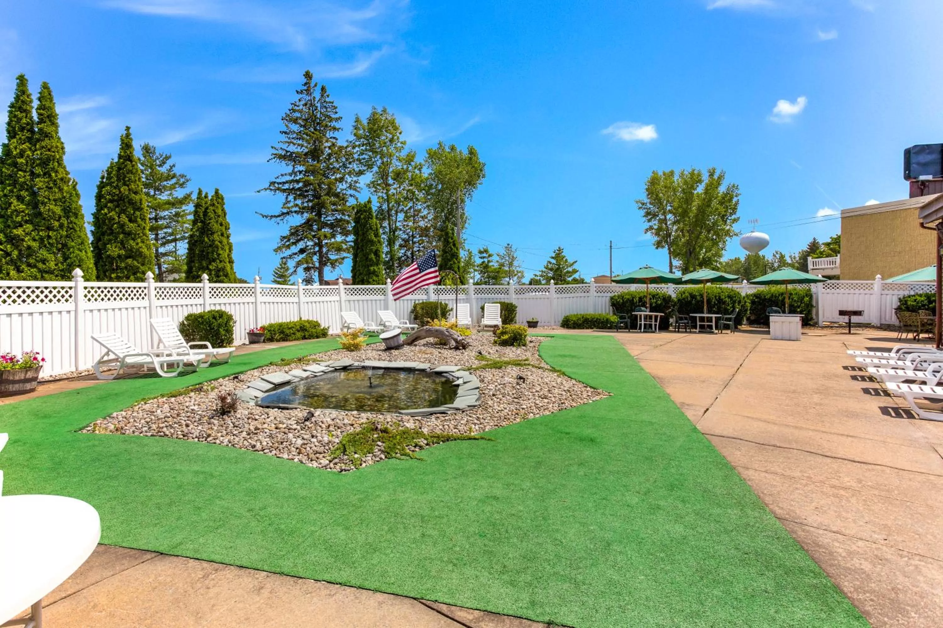 Patio in Quality Inn & Suites Plattsburgh