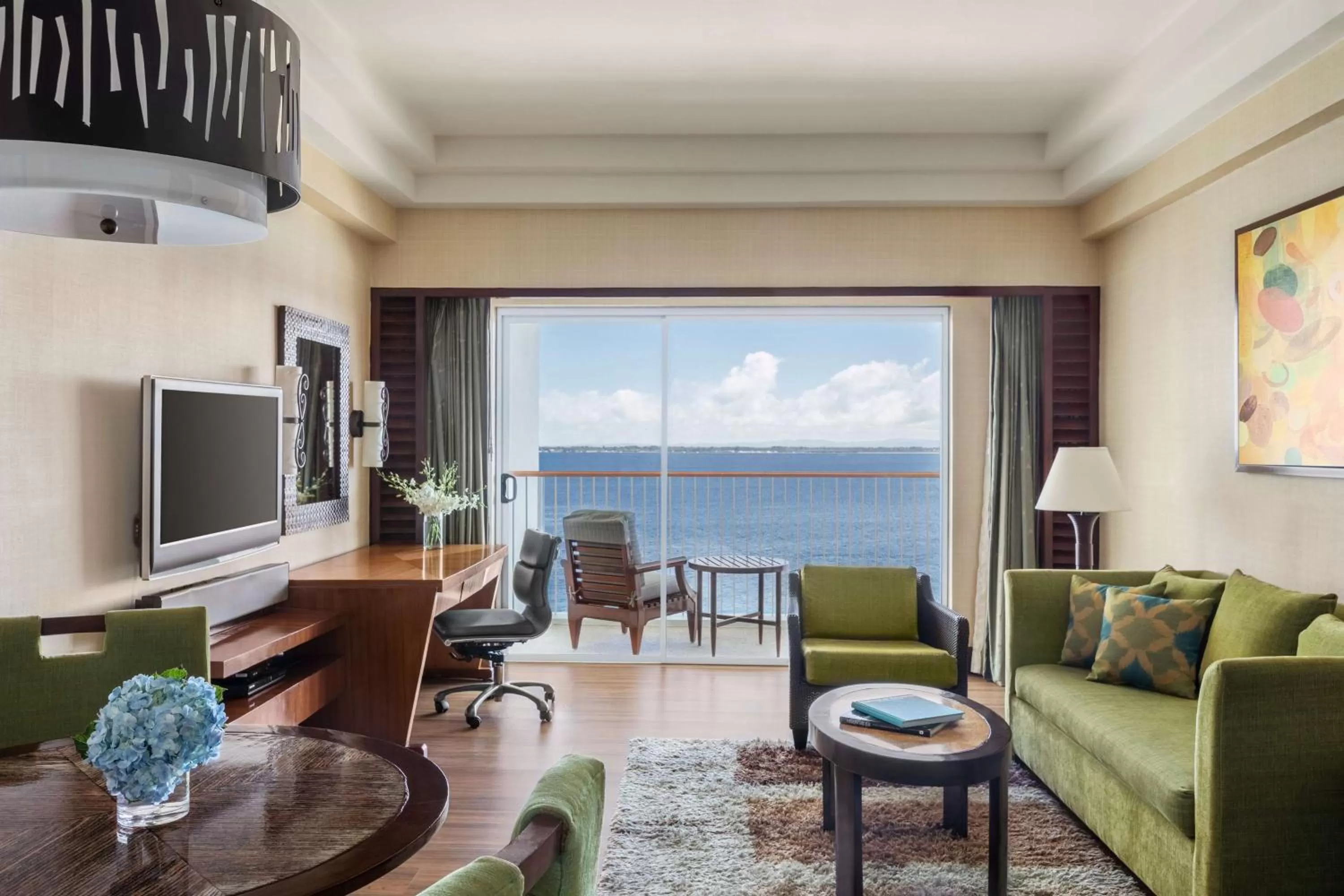 Photo of the whole room in Shangri-La Mactan, Cebu