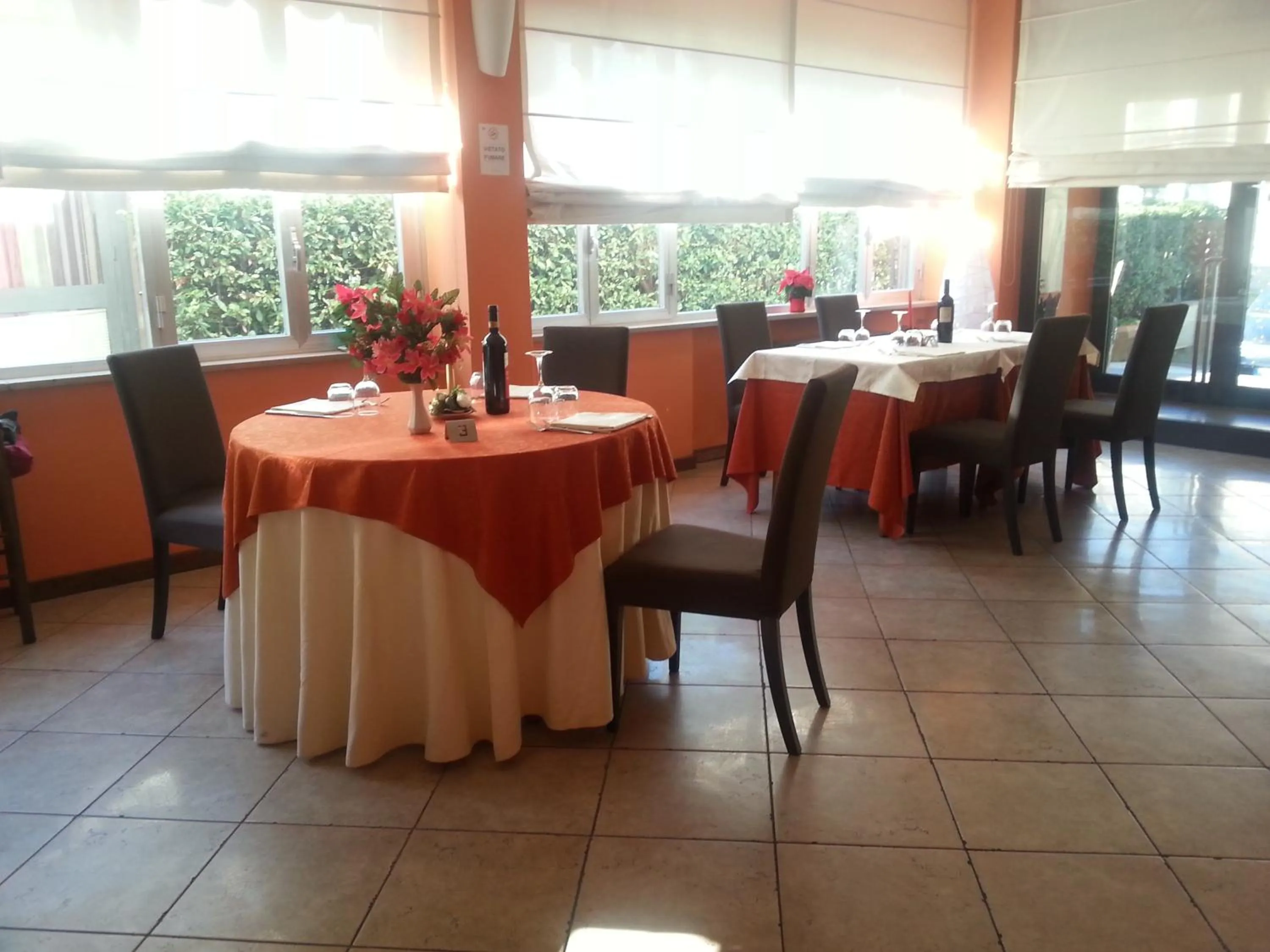 Restaurant/places to eat in Cavalieri del Tau