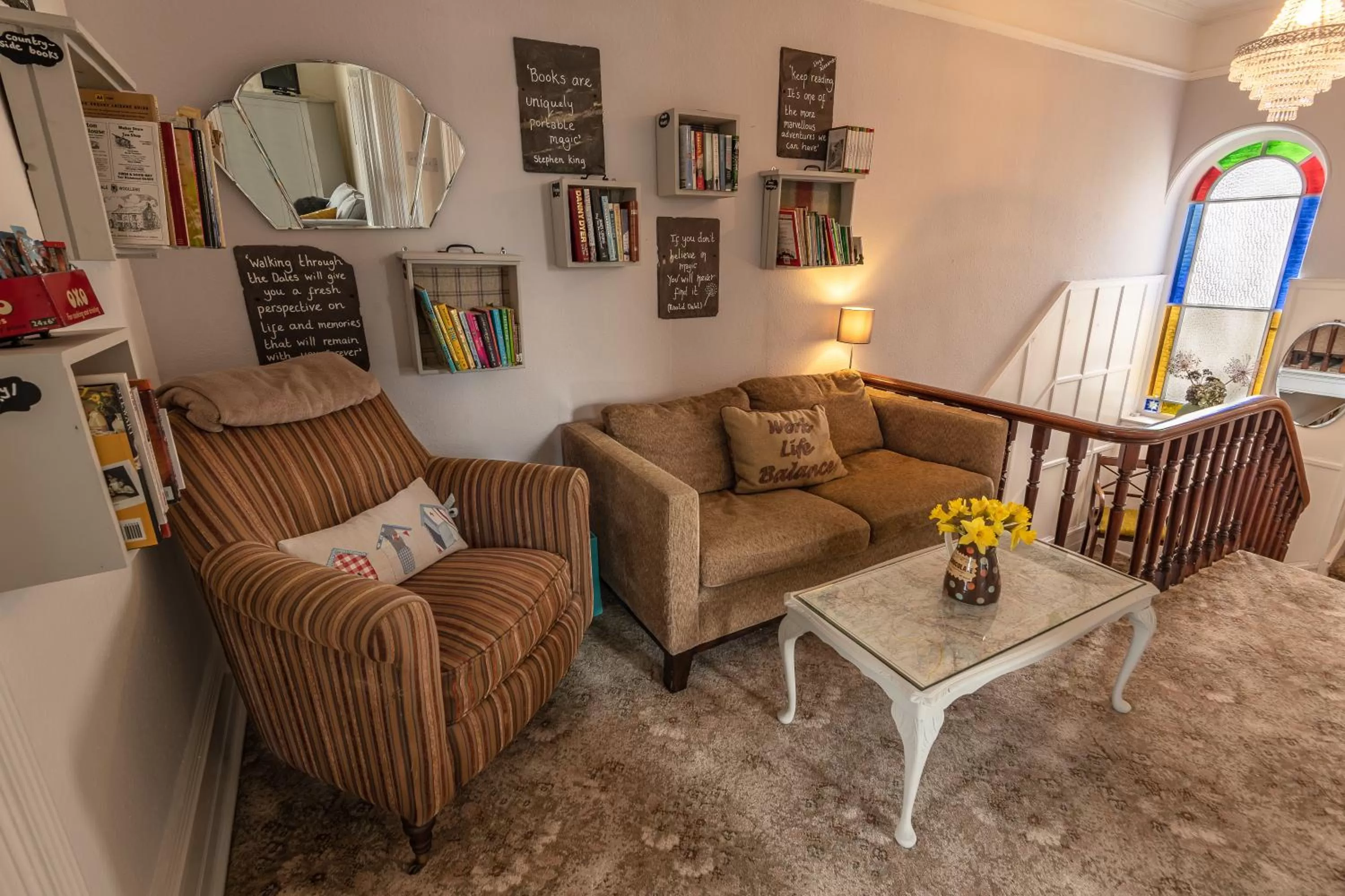 Library in Craiglands Bed and Breakfast, Grassington