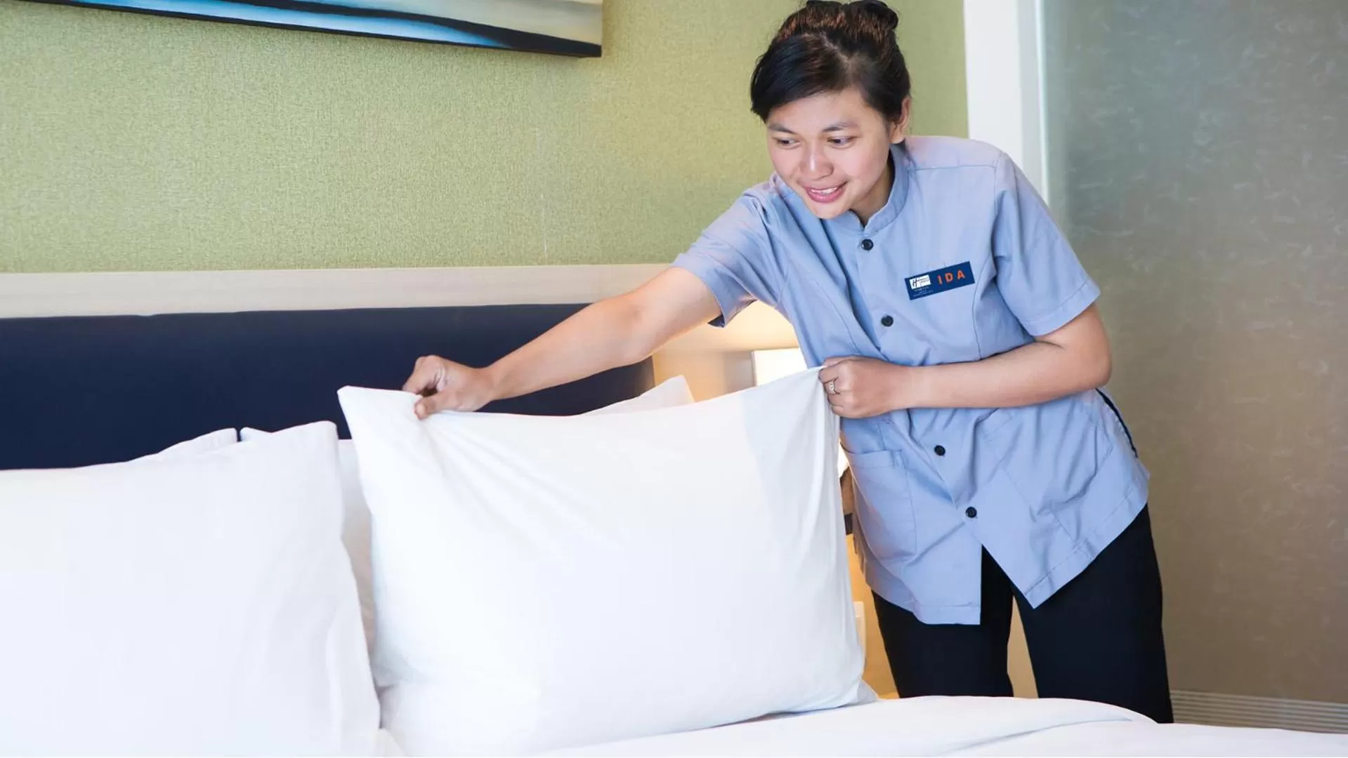 Bedroom, Bed in Holiday Inn Express Jakarta International Expo by IHG