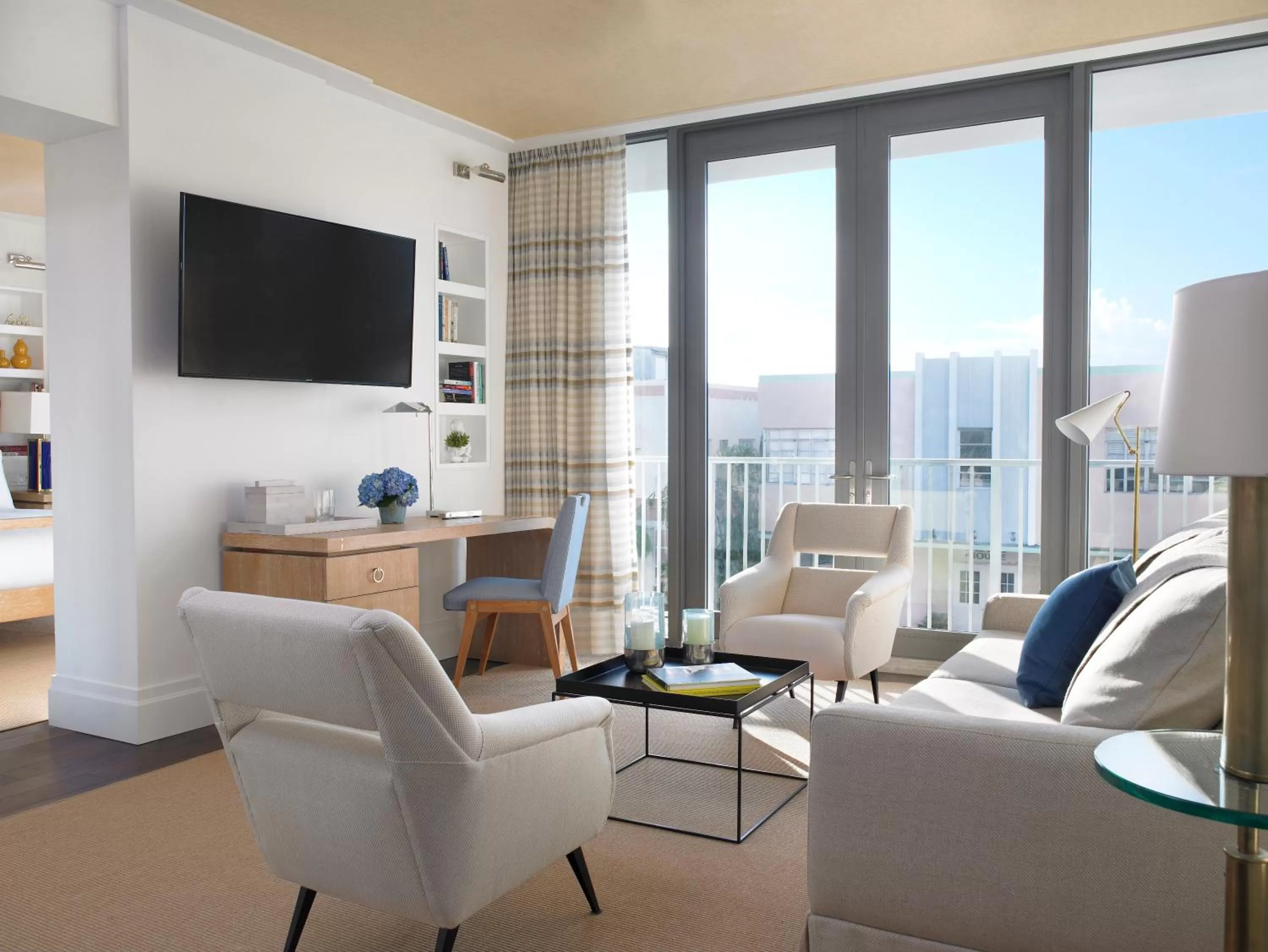 Photo of the whole room in The Betsy Hotel, South Beach