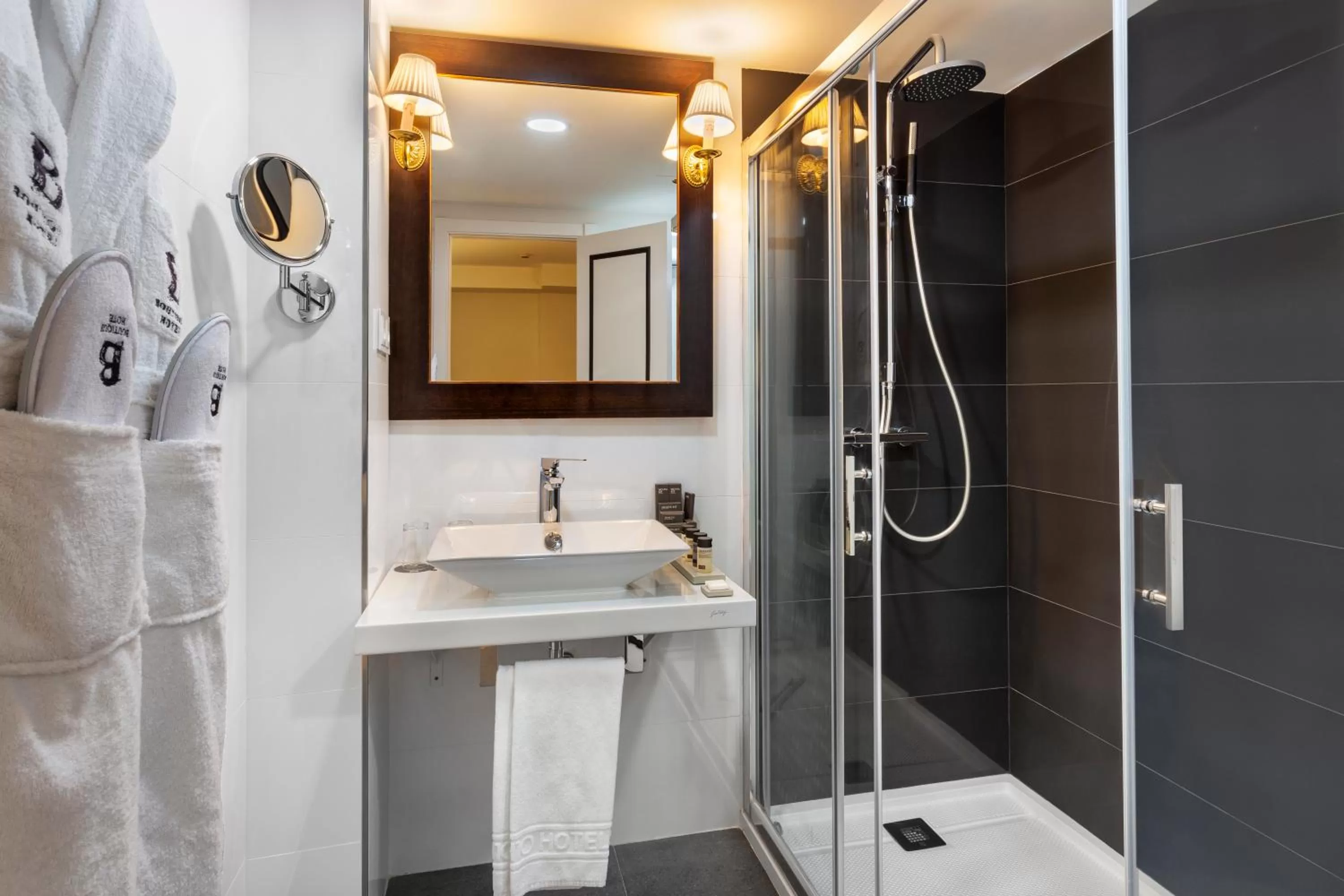 Decorative detail in H10 Corregidor Boutique Hotel