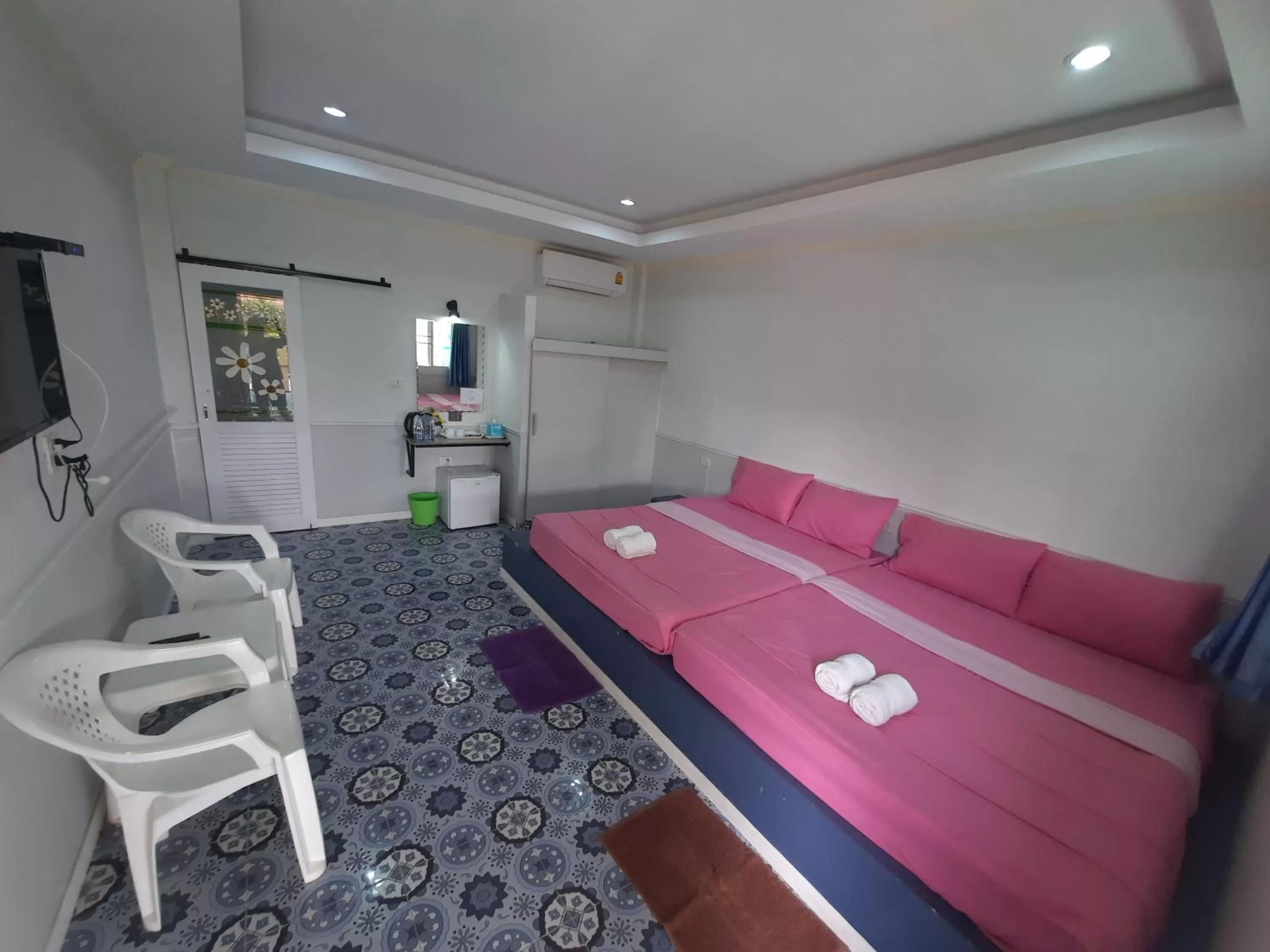 Bed in Fancy Carp Resort