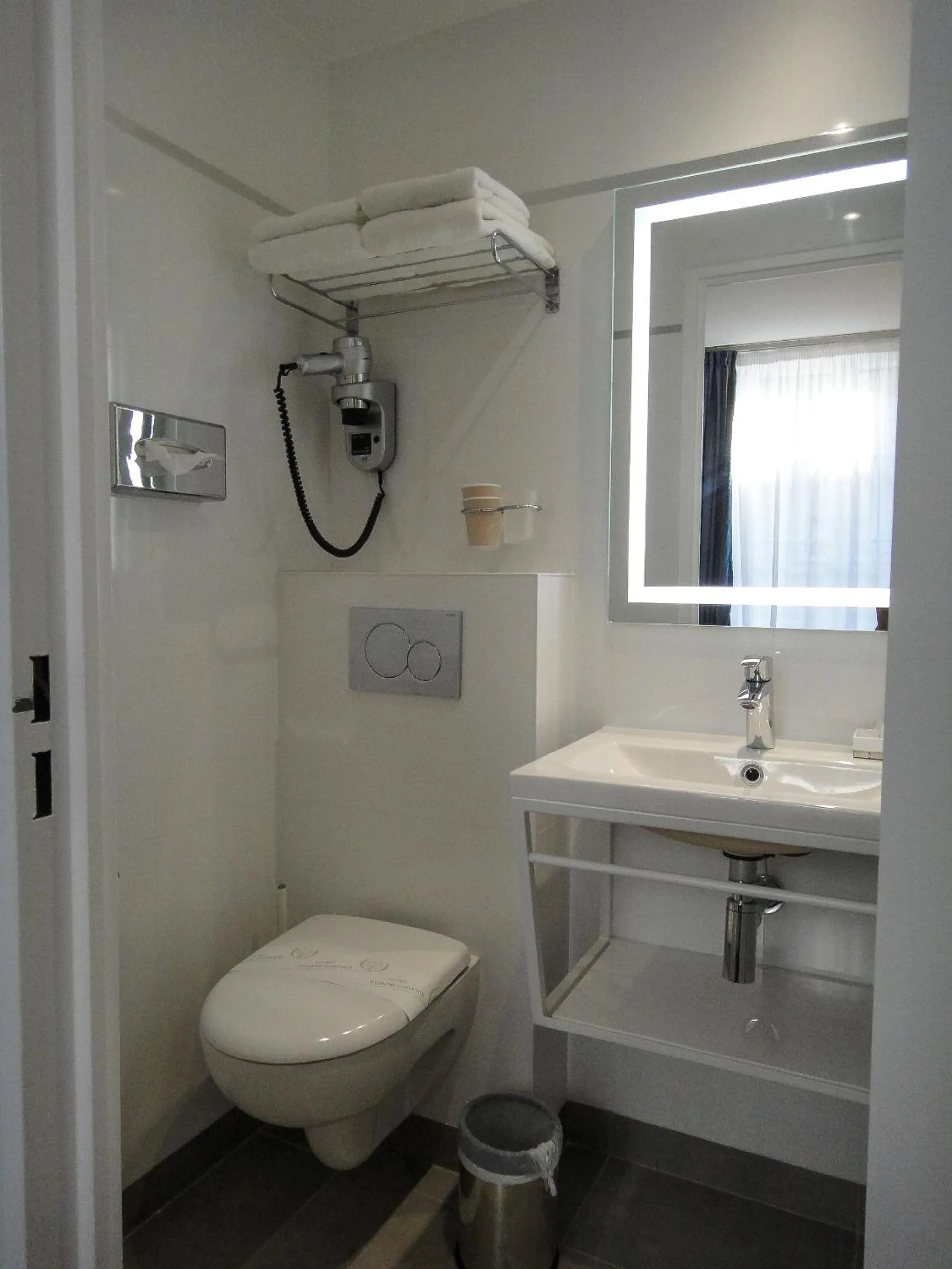 Bathroom in Austin's Saint Lazare Hotel