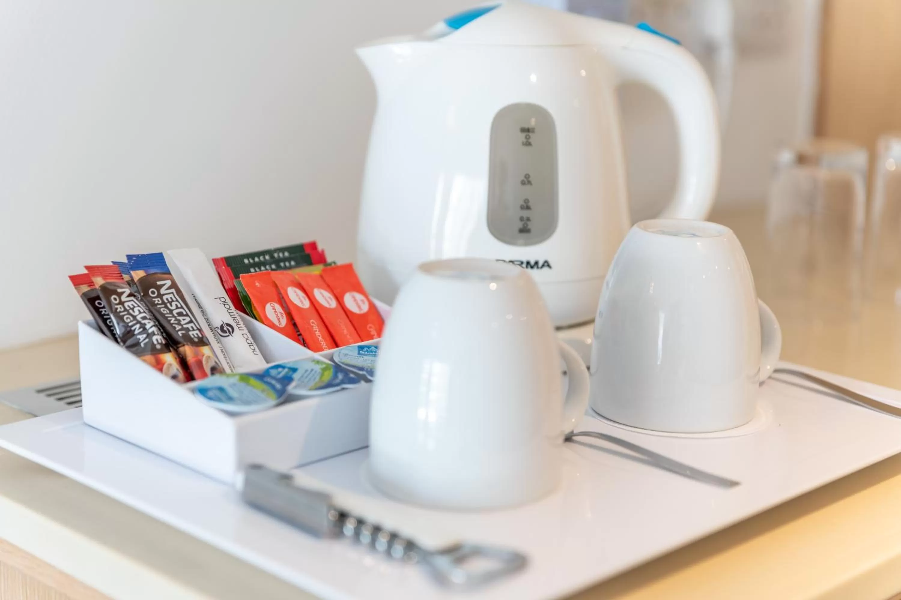 Coffee/tea facilities in Napa Mermaid Hotel & Suites