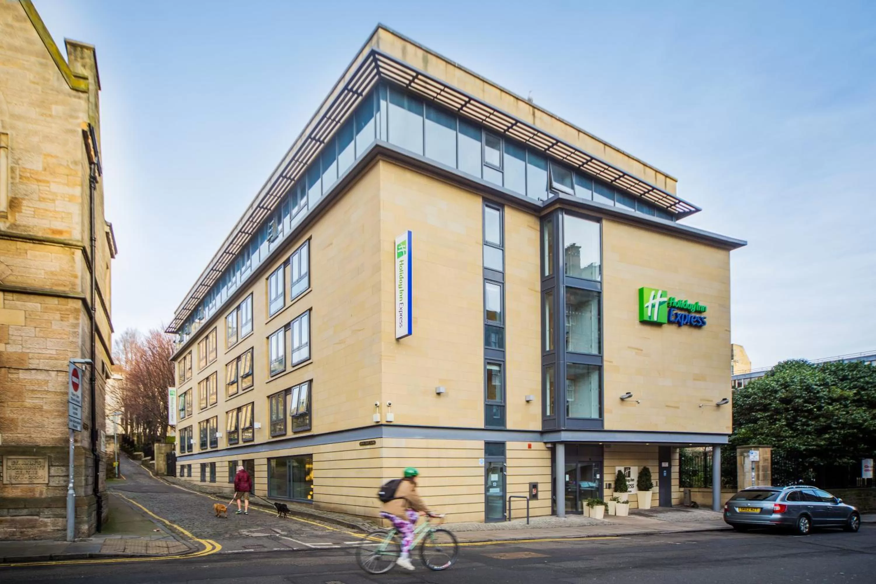 Property building in Holiday Inn Express Edinburgh – Royal Mile by IHG