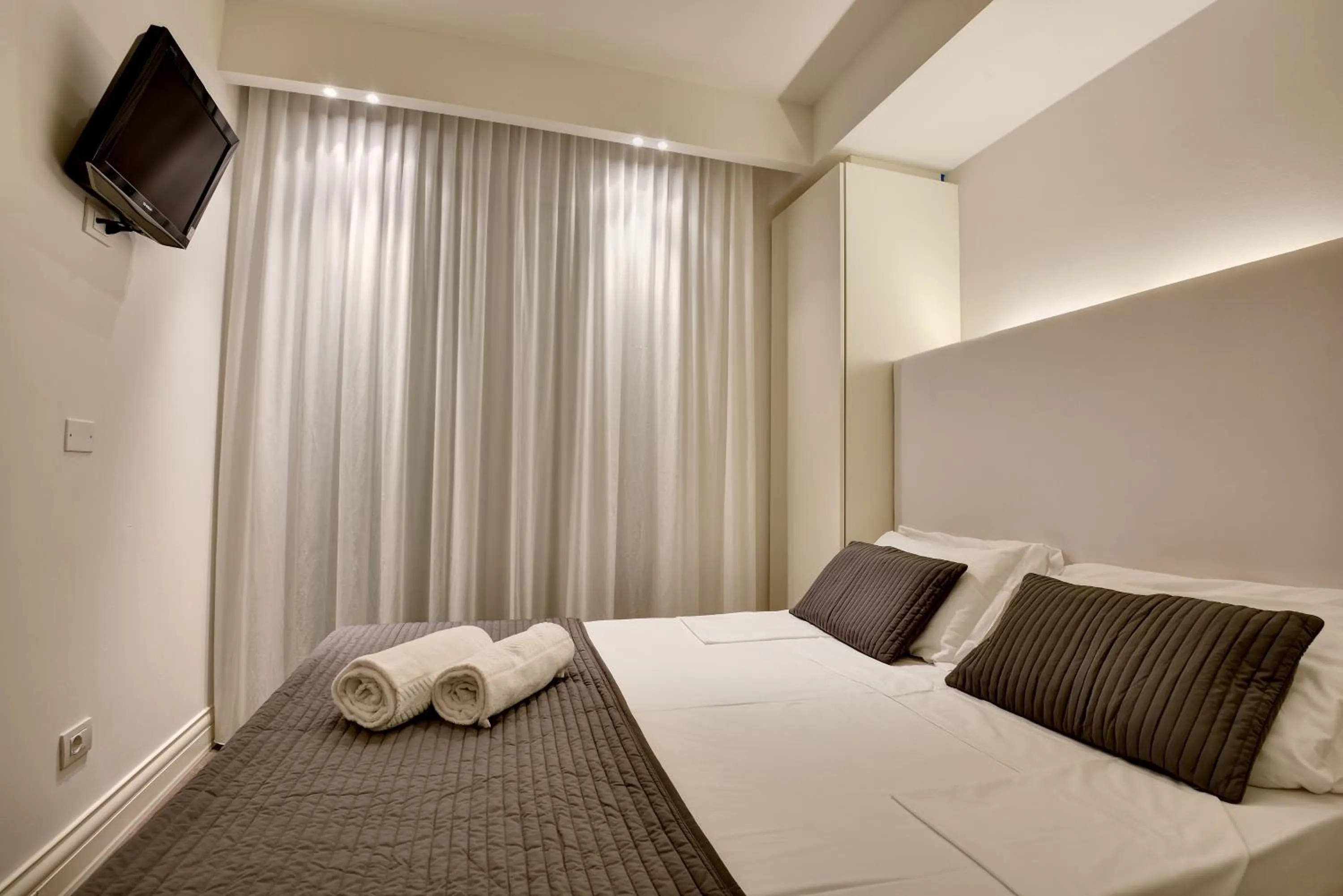 Two-Bedroom Suite with Sea View in Boutique Hotel Bali