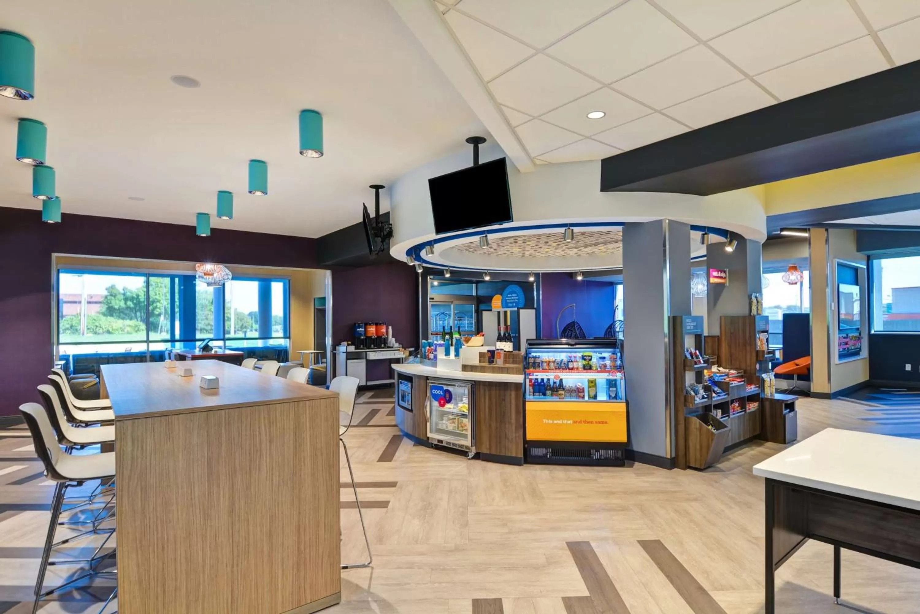 Lobby or reception in Tru by Hilton Syracuse North Airport Area