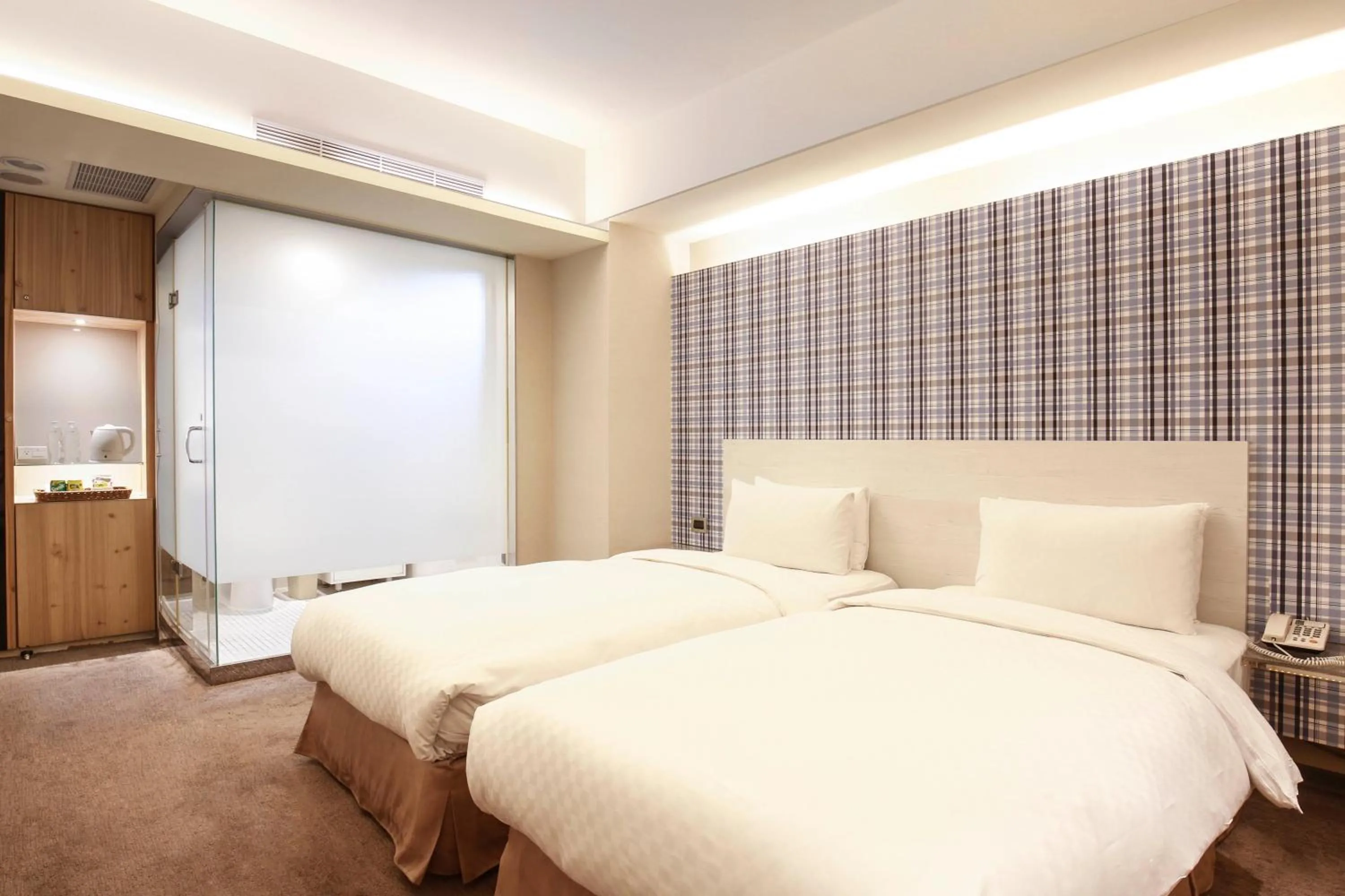 Photo of the whole room, Bed in Dandy Hotel-Daan Park Branch