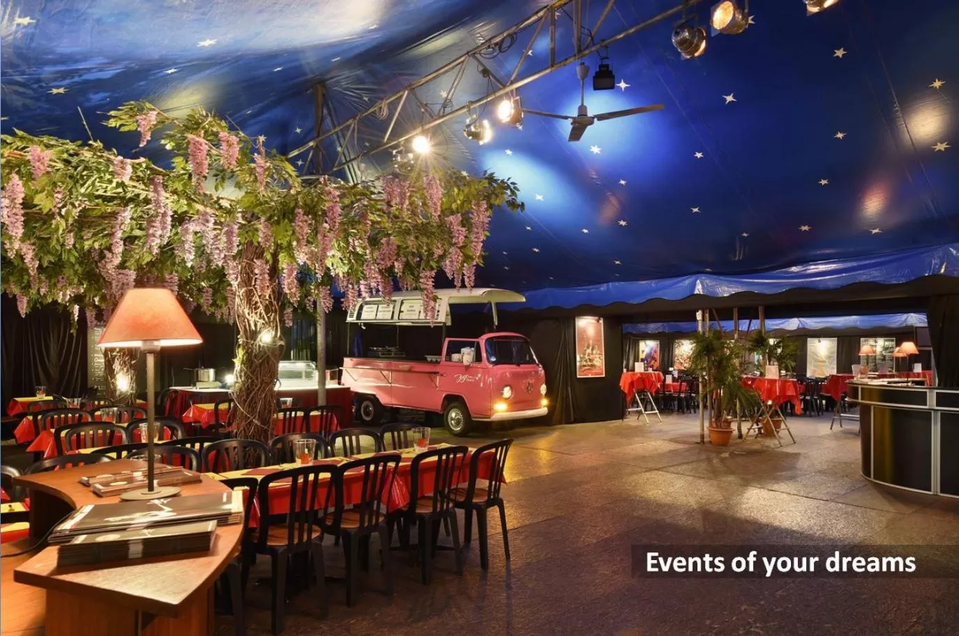 Restaurant/places to eat in Unique Hotel Innere Enge