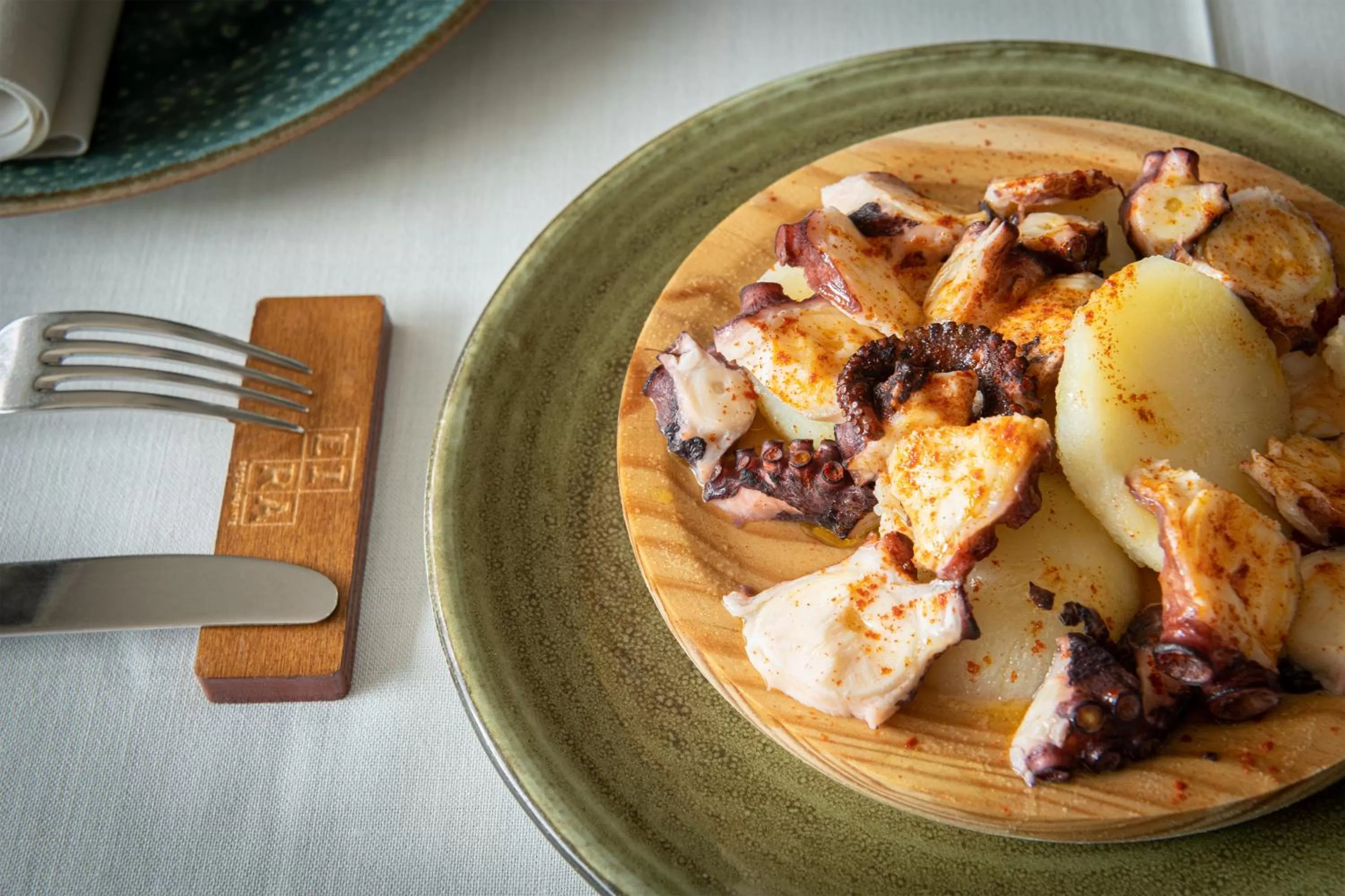 Restaurant/places to eat in Hotel Avenida