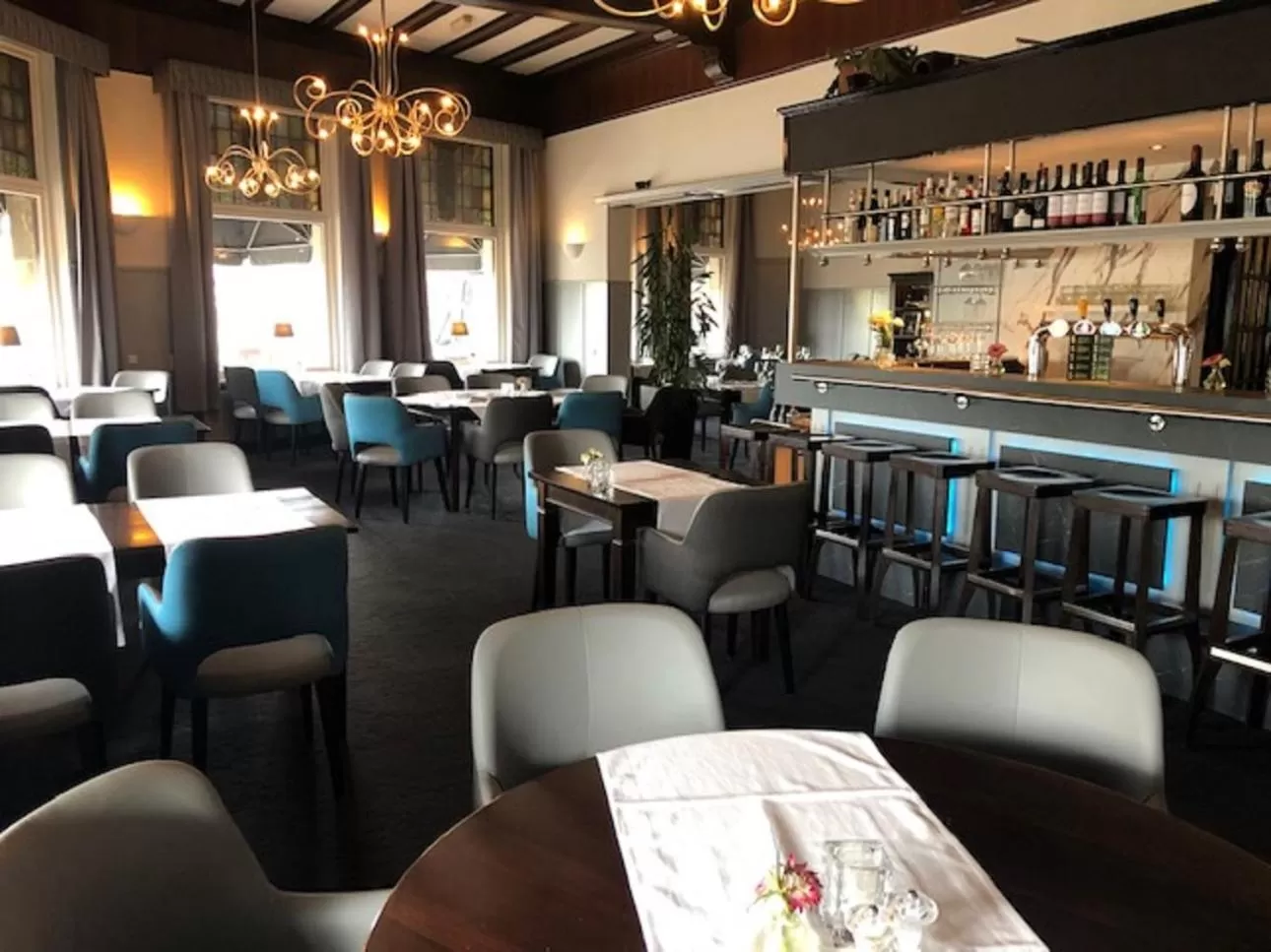 Restaurant/places to eat in Hotel Wilhelmina