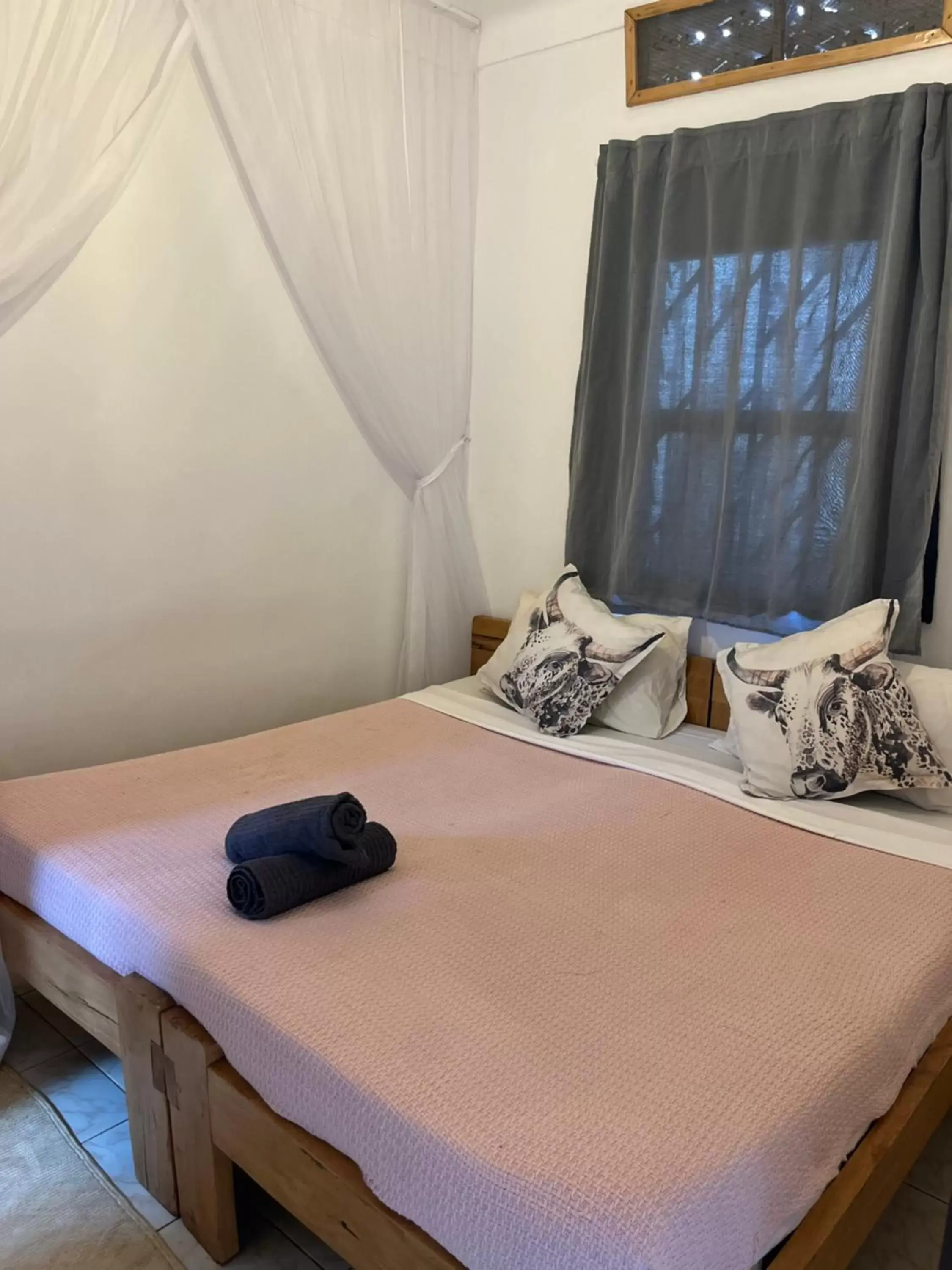 Double or Twin Room with Shower in 30 Wilson Double or Twin Room with Shower in 30 Wilson