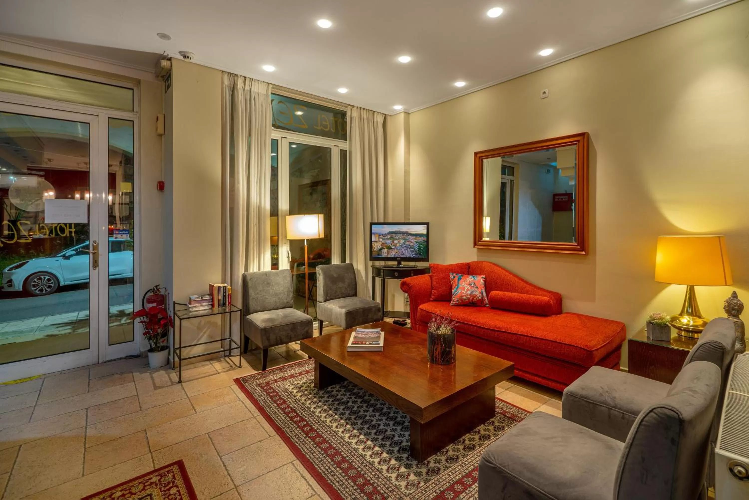 Communal lounge/ TV room in Zen Hotel