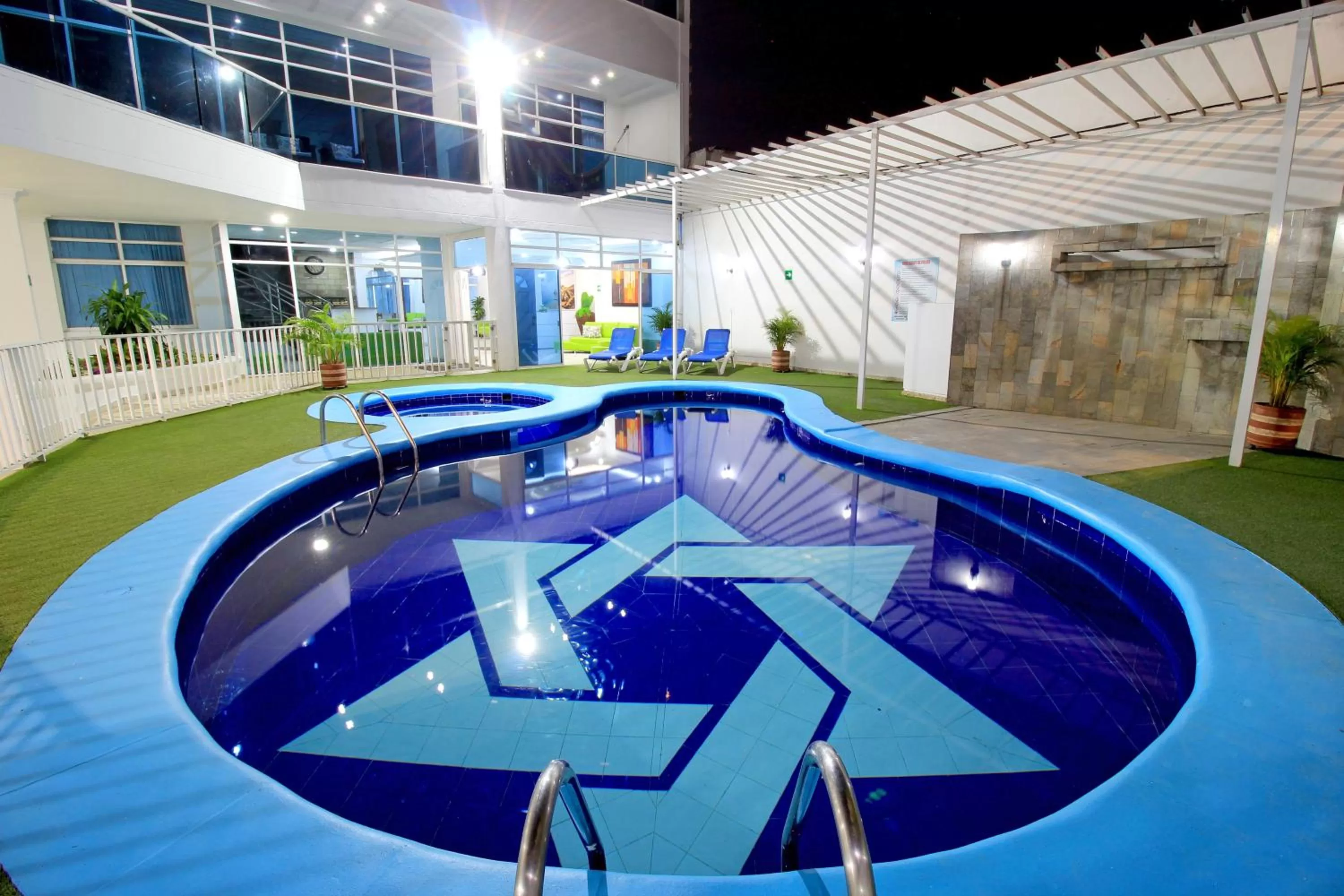 Night in Hotel Abi Inn By GEH Suites