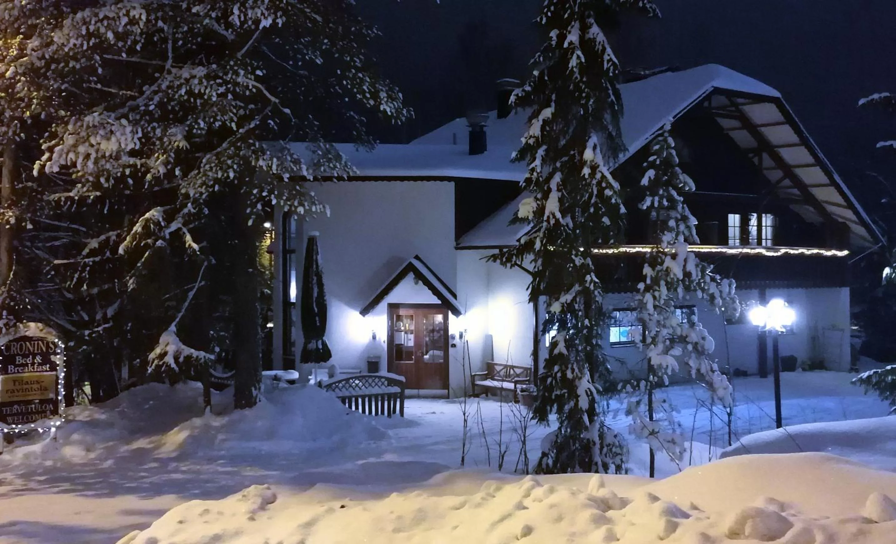 Property building in Cronin's Guesthouse Bed & Breakfast