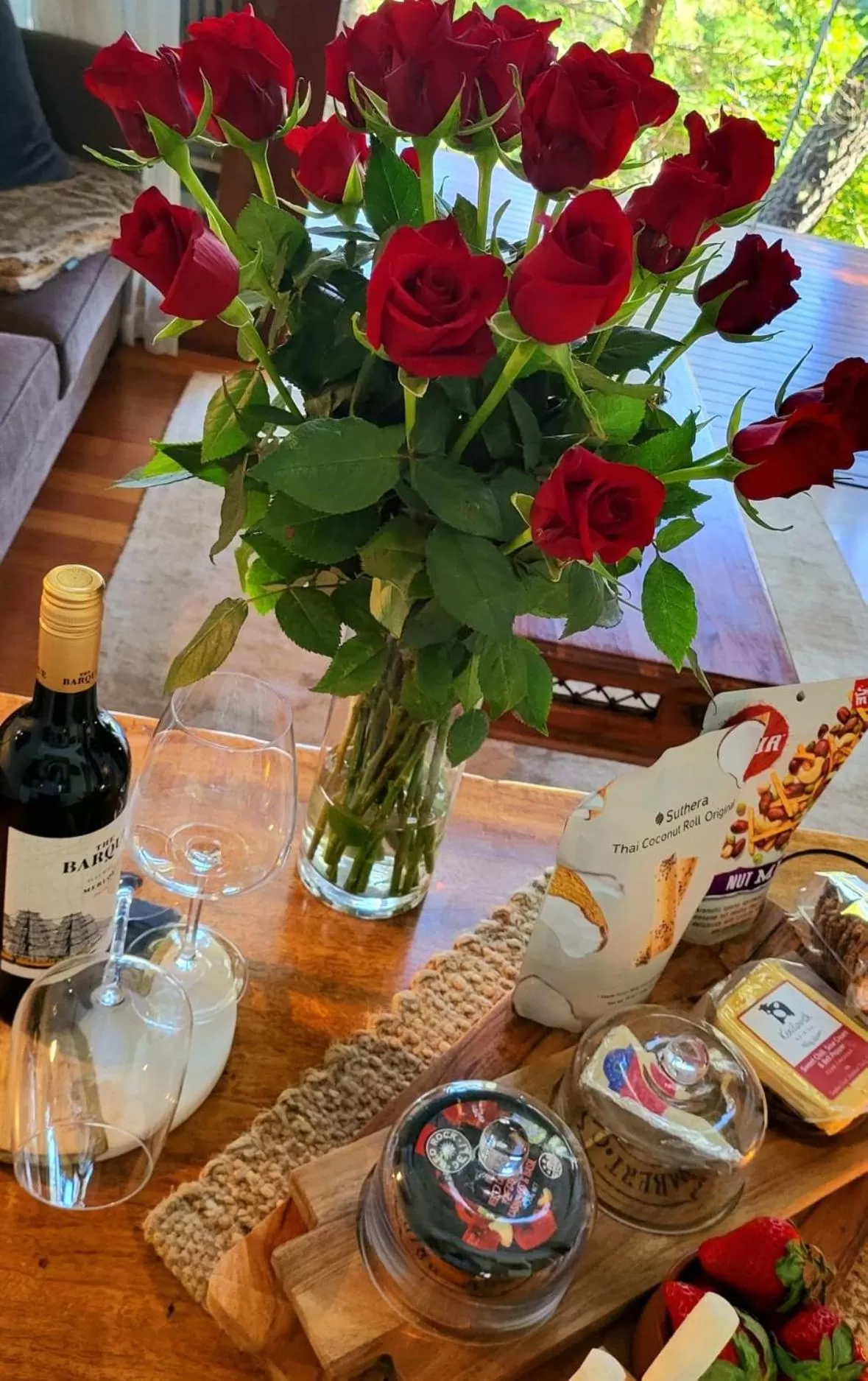 Food and drinks in Taman Sari Luxury Private Pavilions - Pet Friendly Accomodation