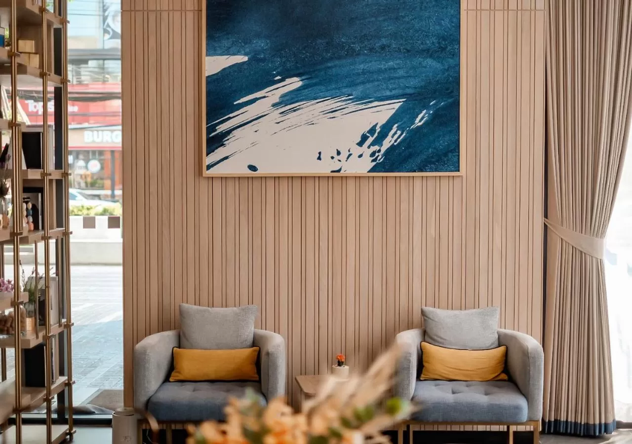 Lobby or reception in Staybridge Suites Bangkok Thonglor by IHG