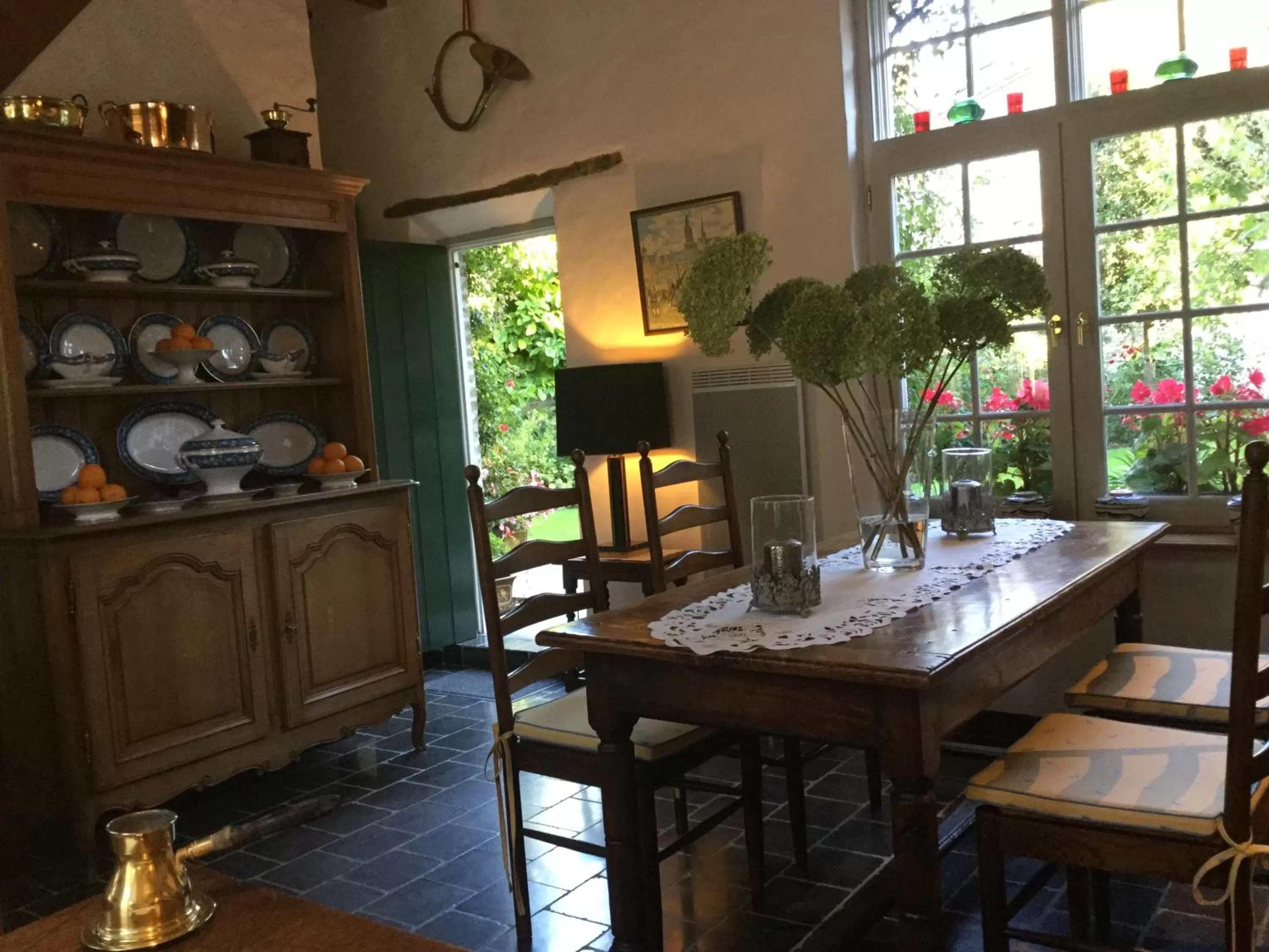 Restaurant/Places to Eat in B&B Auberge De Klasse