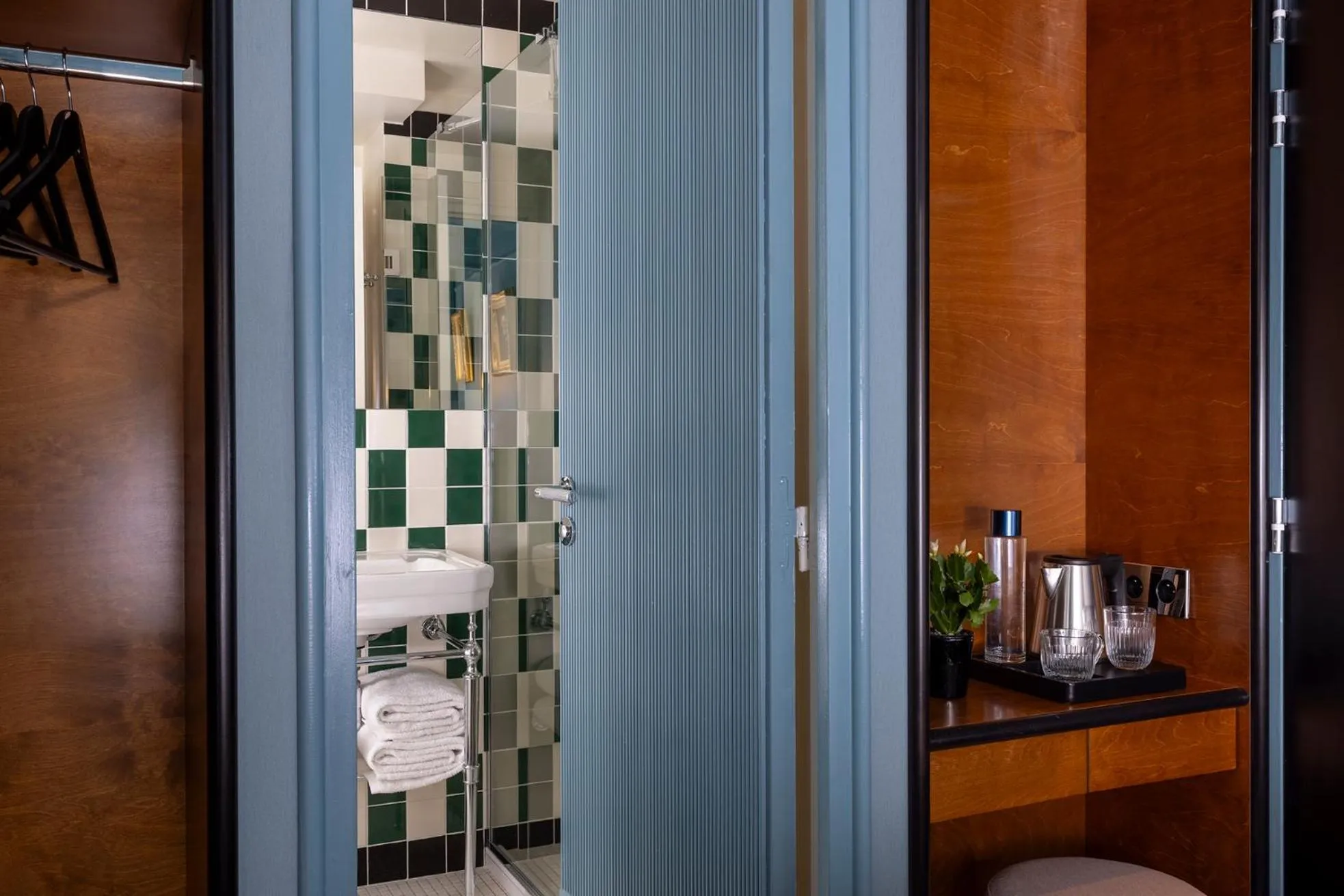 Bathroom in Hôtel du Home Moderne