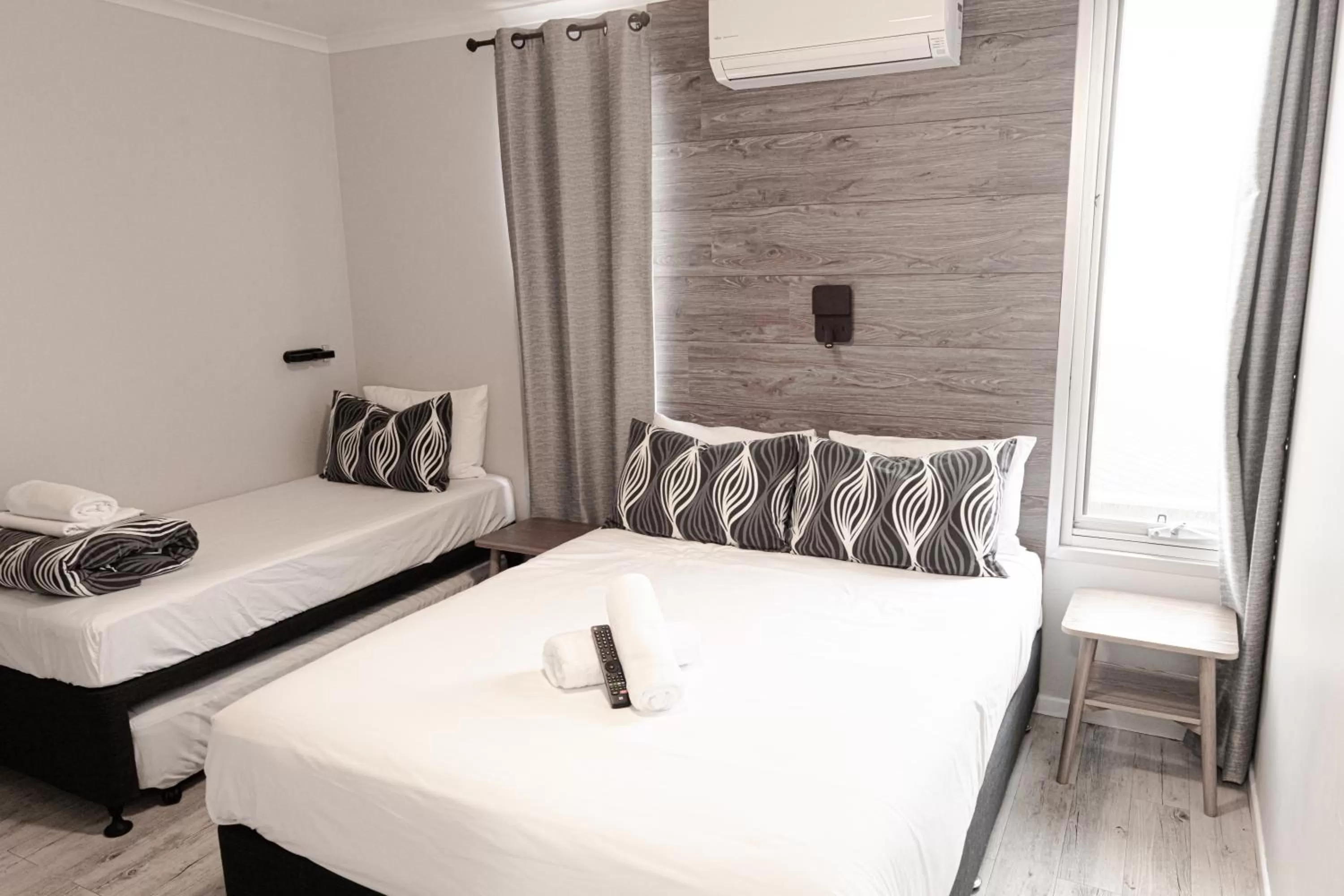 Bed in Yamba Central