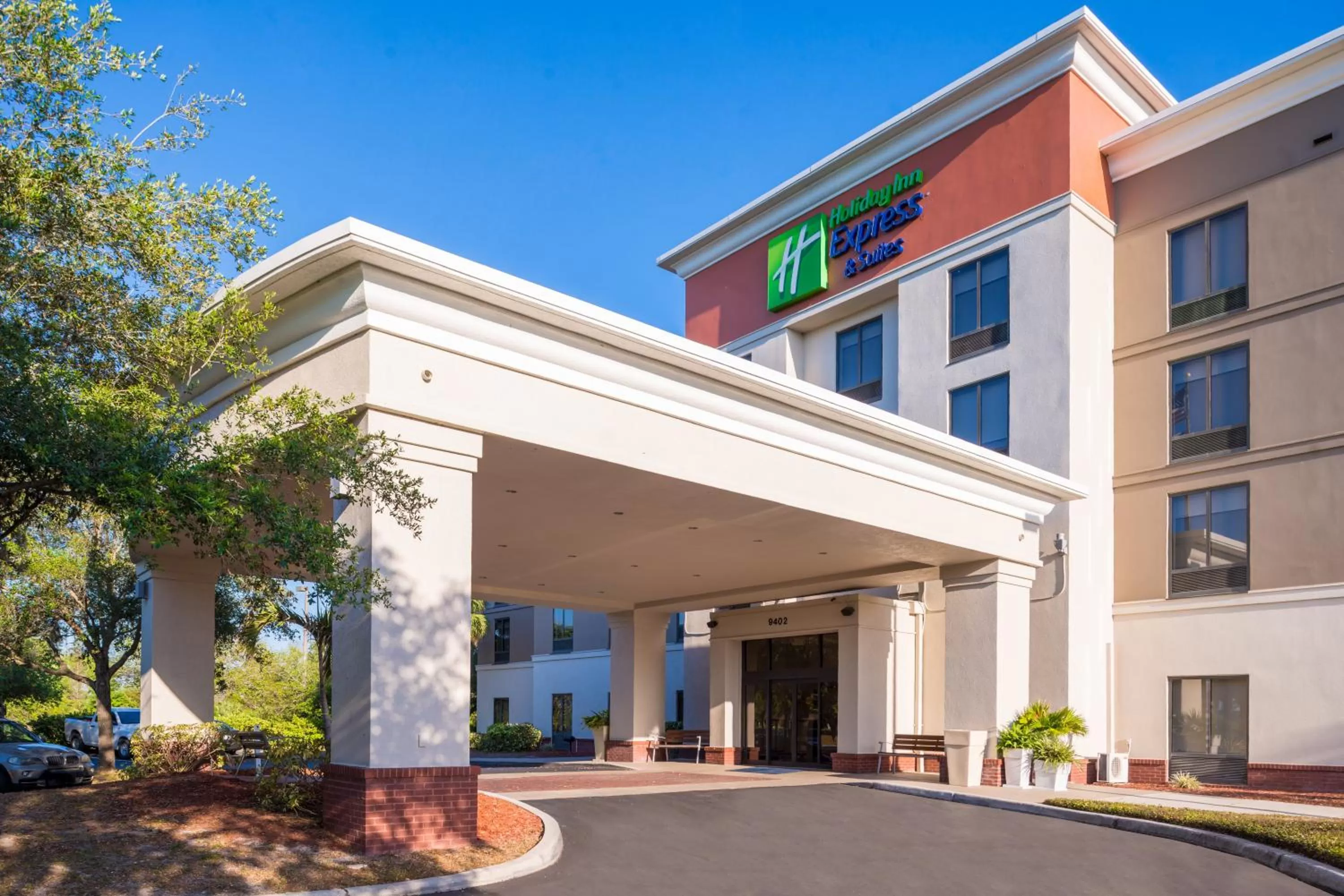 Property building in Holiday Inn Express Hotel & Suites Tampa-Anderson Road-Veterans Exp by IHG