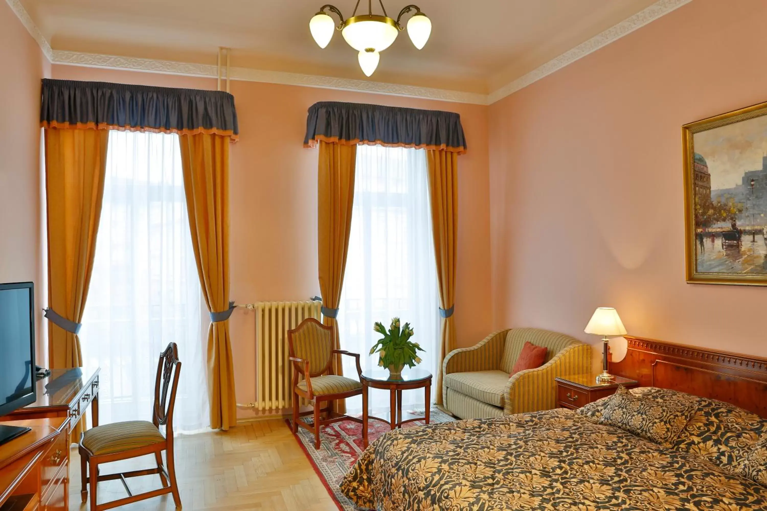 Double Room with Colonnade View - single occupancy in Hotel Kolonada Double Room with Colonnade View - single occupancy in Hotel Kolonada