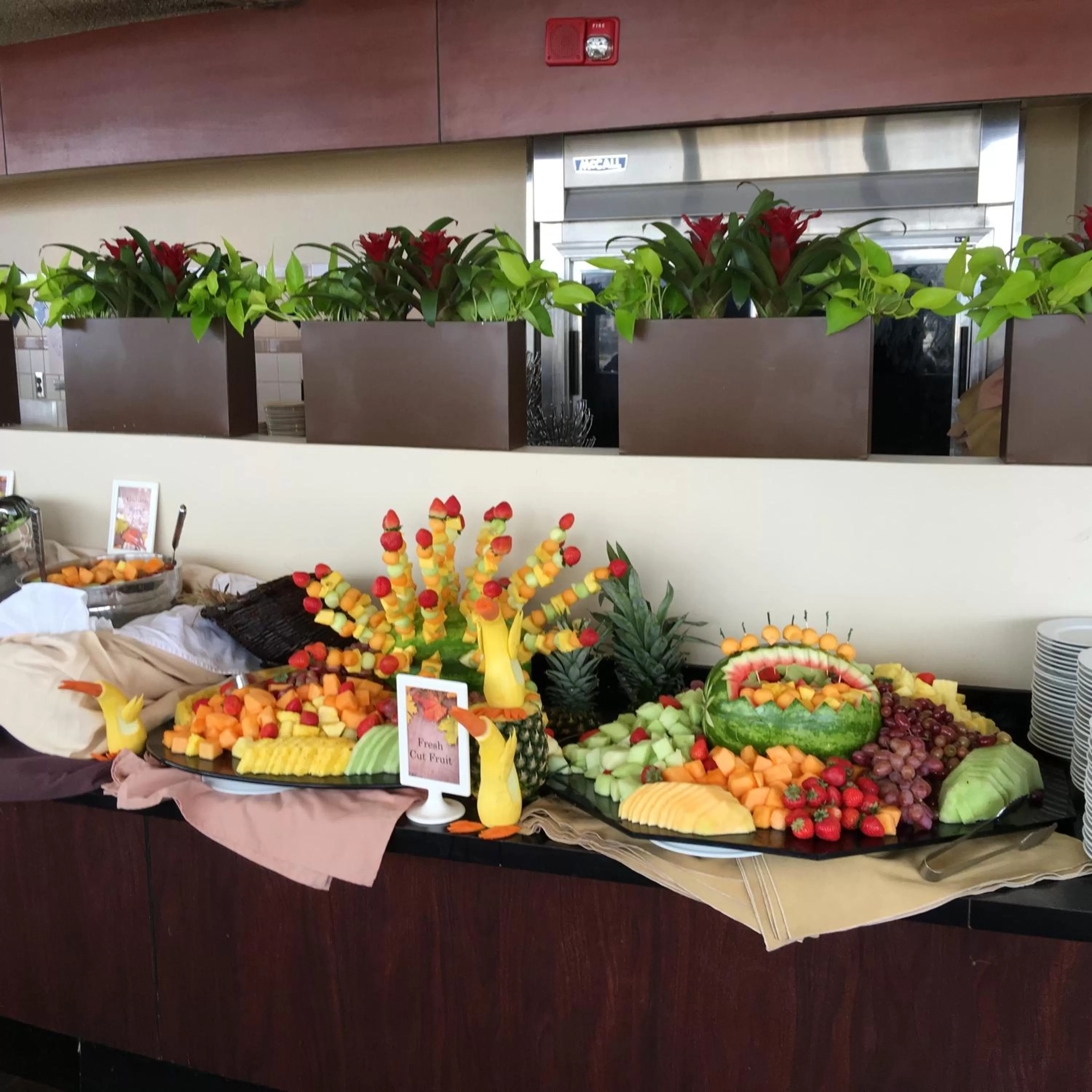 Meals in Radisson Hotel Cincinnati Riverfront