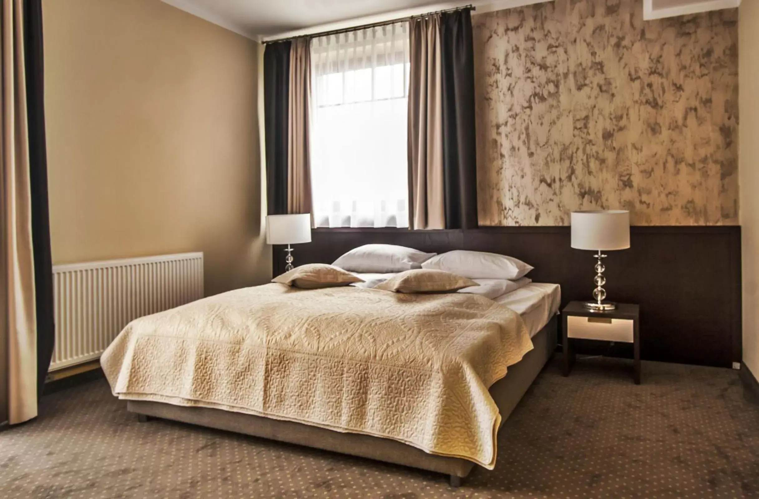 Deluxe Double Room in Hotel Tatarscy - ENERGYLANDIA Deluxe Double Room in Hotel Tatarscy - ENERGYLANDIA